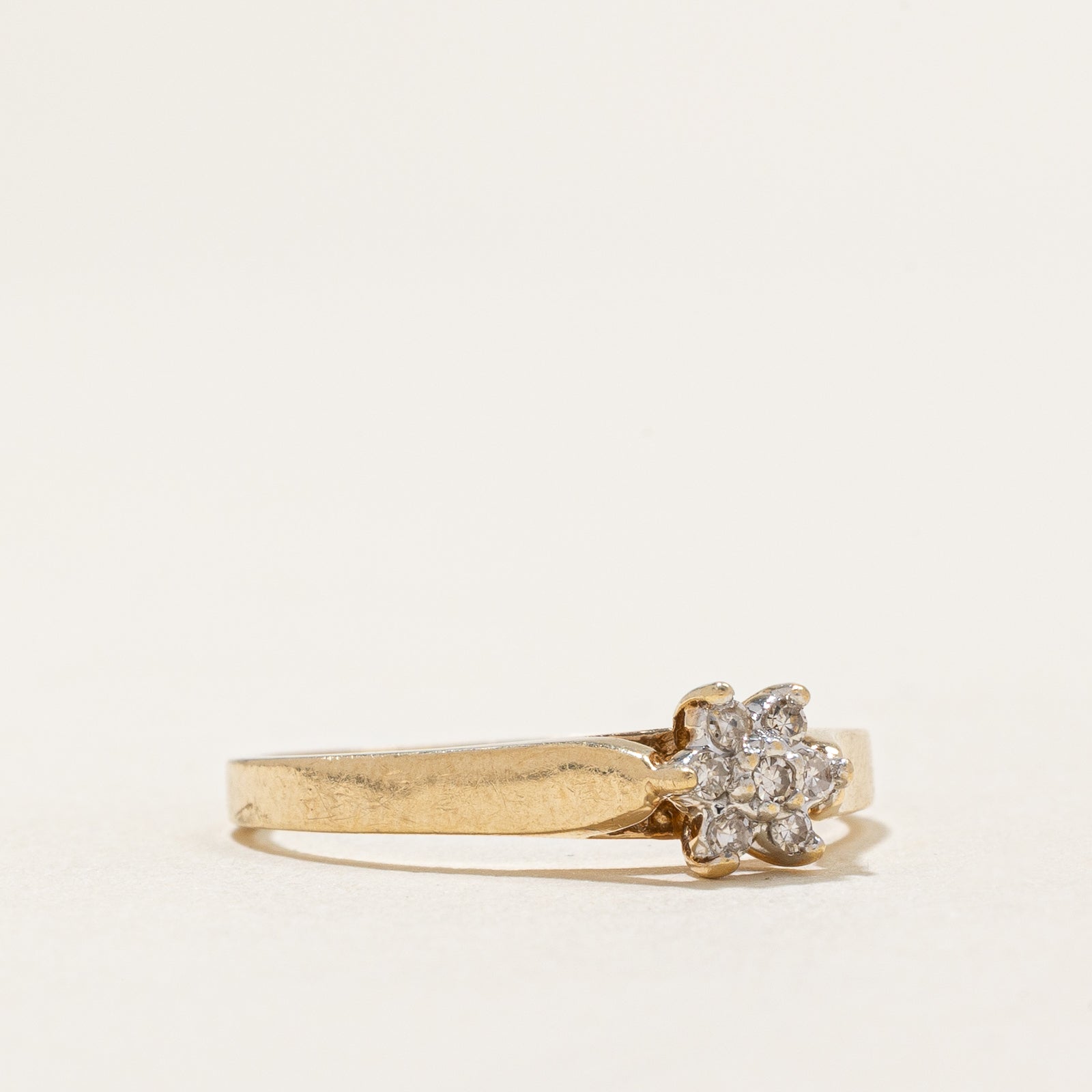 Cluster Diamond Ring | 0.05ctw | SZ 6.75