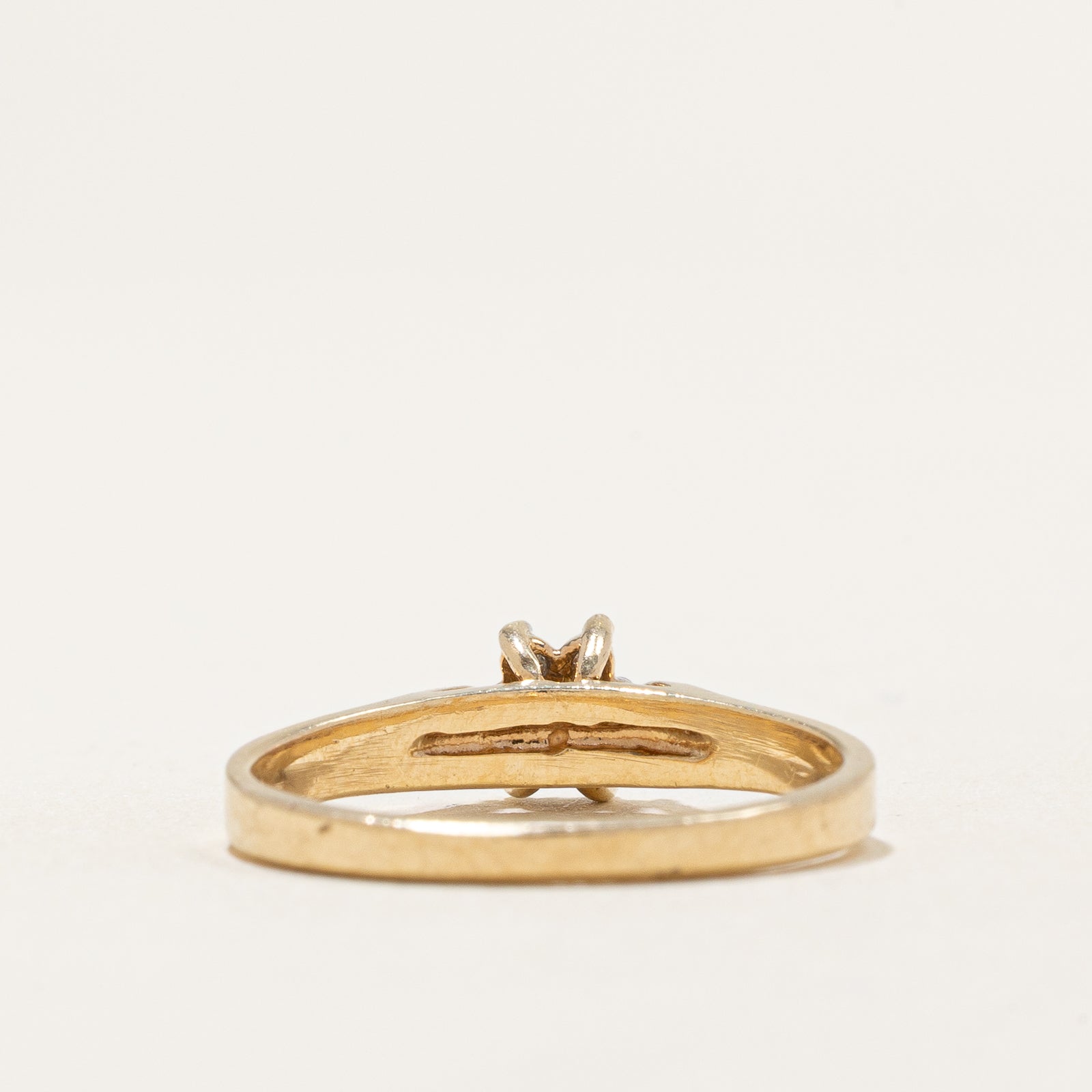 Cluster Diamond Ring | 0.05ctw | SZ 6.75