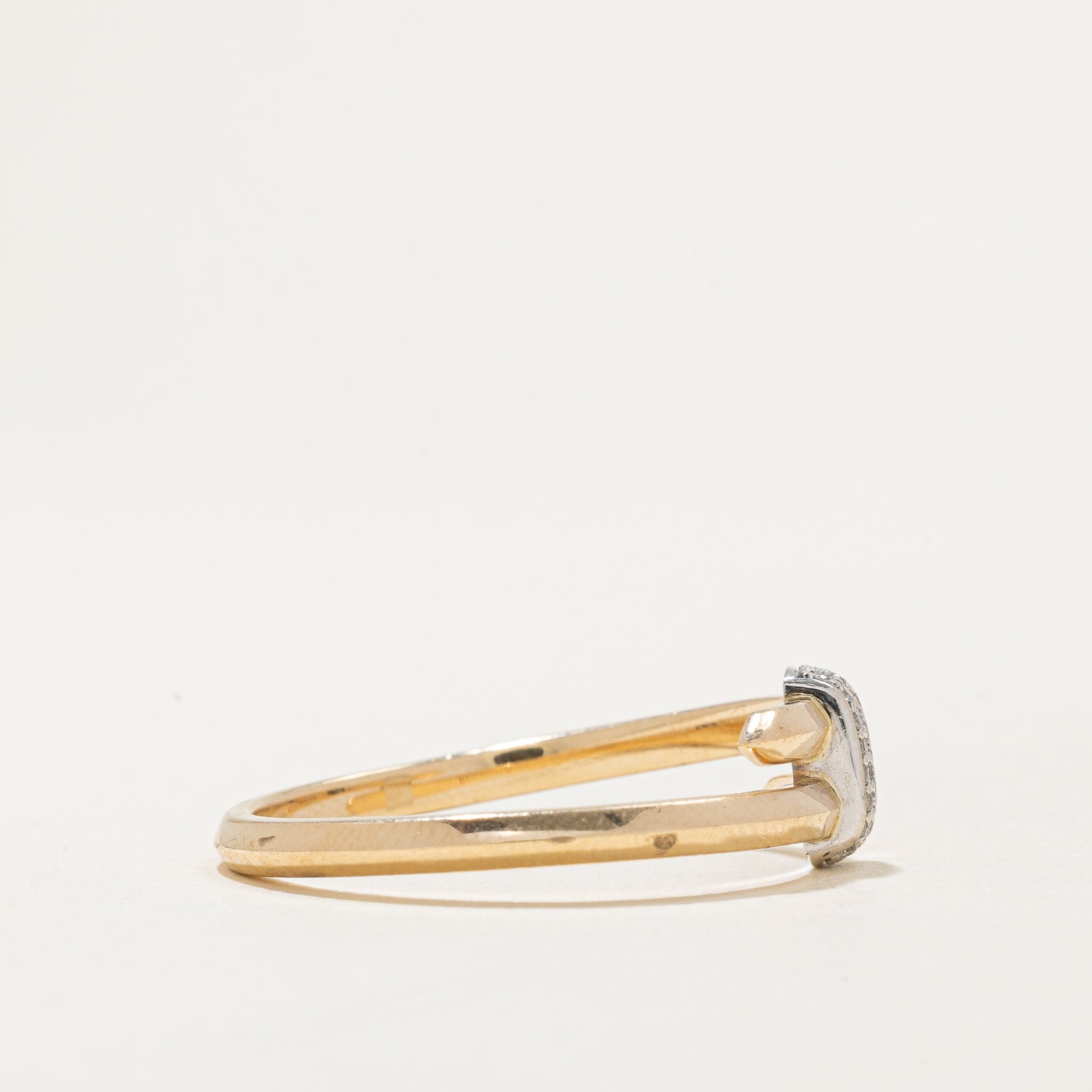 Cluster Diamond Cross Over Ring | 0.031ctw | SZ 13.25