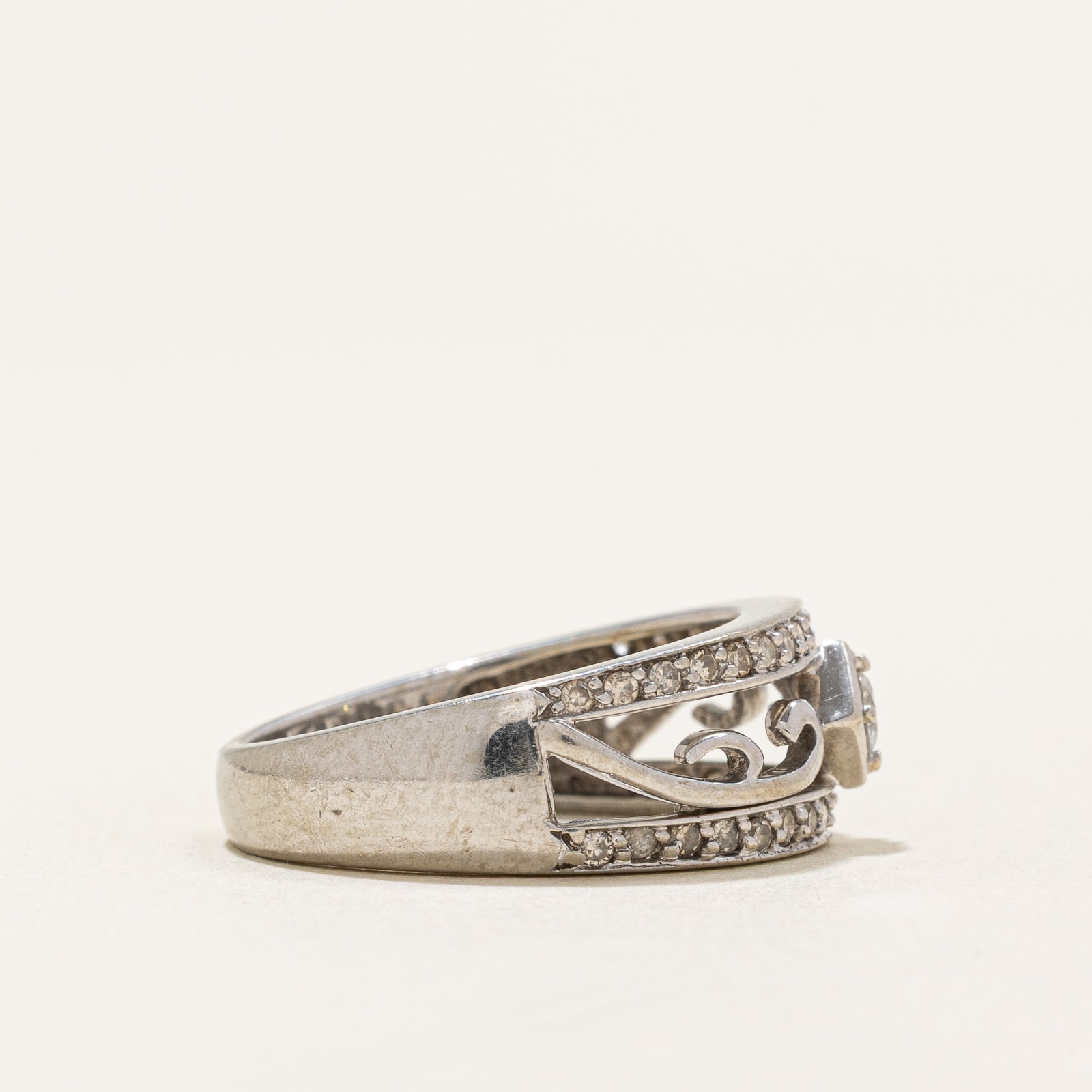 Diamond Scrollwork Band | 0.25ctw | SZ 6.5