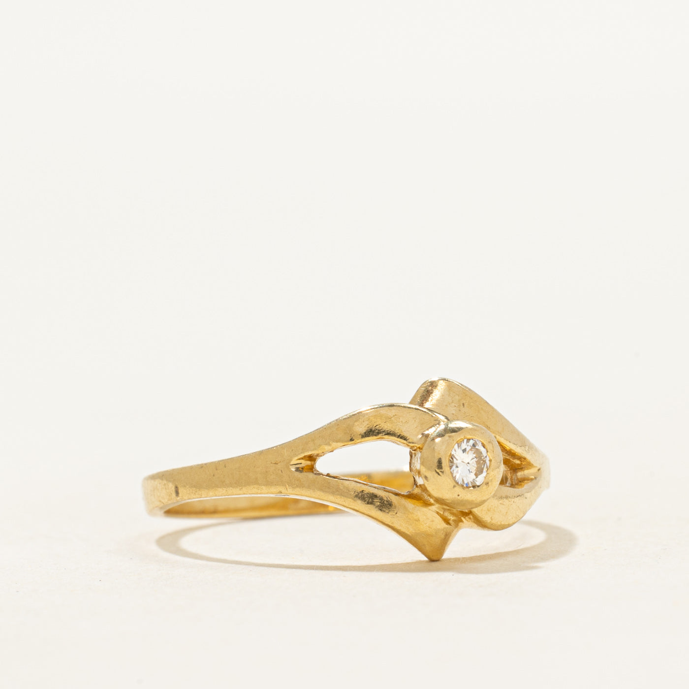 18k Bezel Set Diamond Split Ring | SZ 6.75