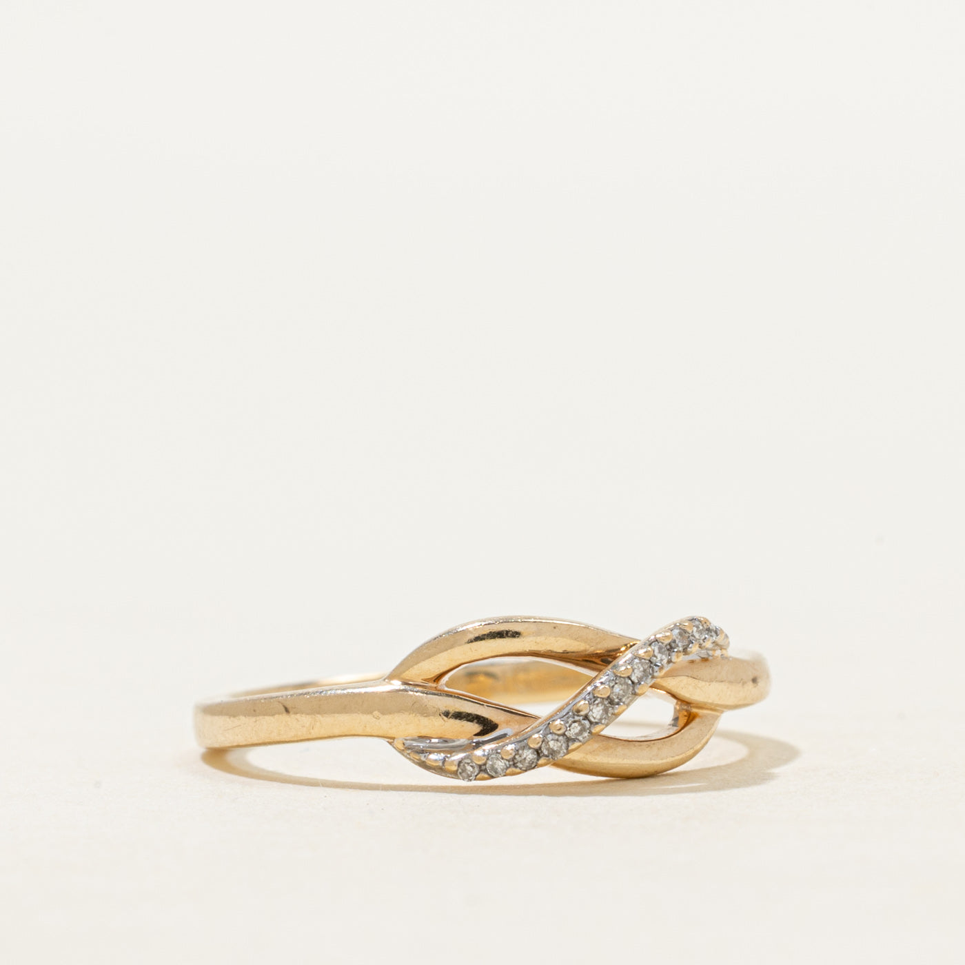 Diamond Waterfall Twisted Knot Ring | SZ 6