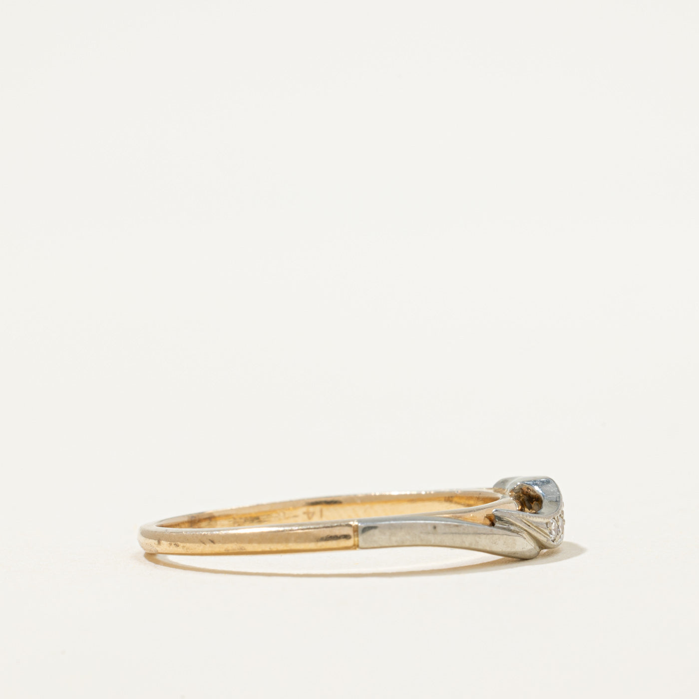 Diamond Contour Ring | 0.05ctw | SZ 8.25