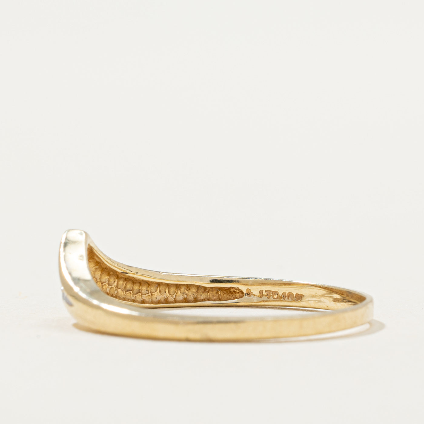 Diamond Chevron Ring | 0.02ctw | SZ 5.75