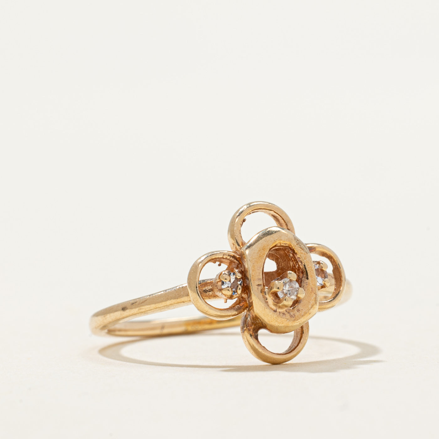 Diamond Flower Openwork Ring | 0.03ctw | SZ 4.5