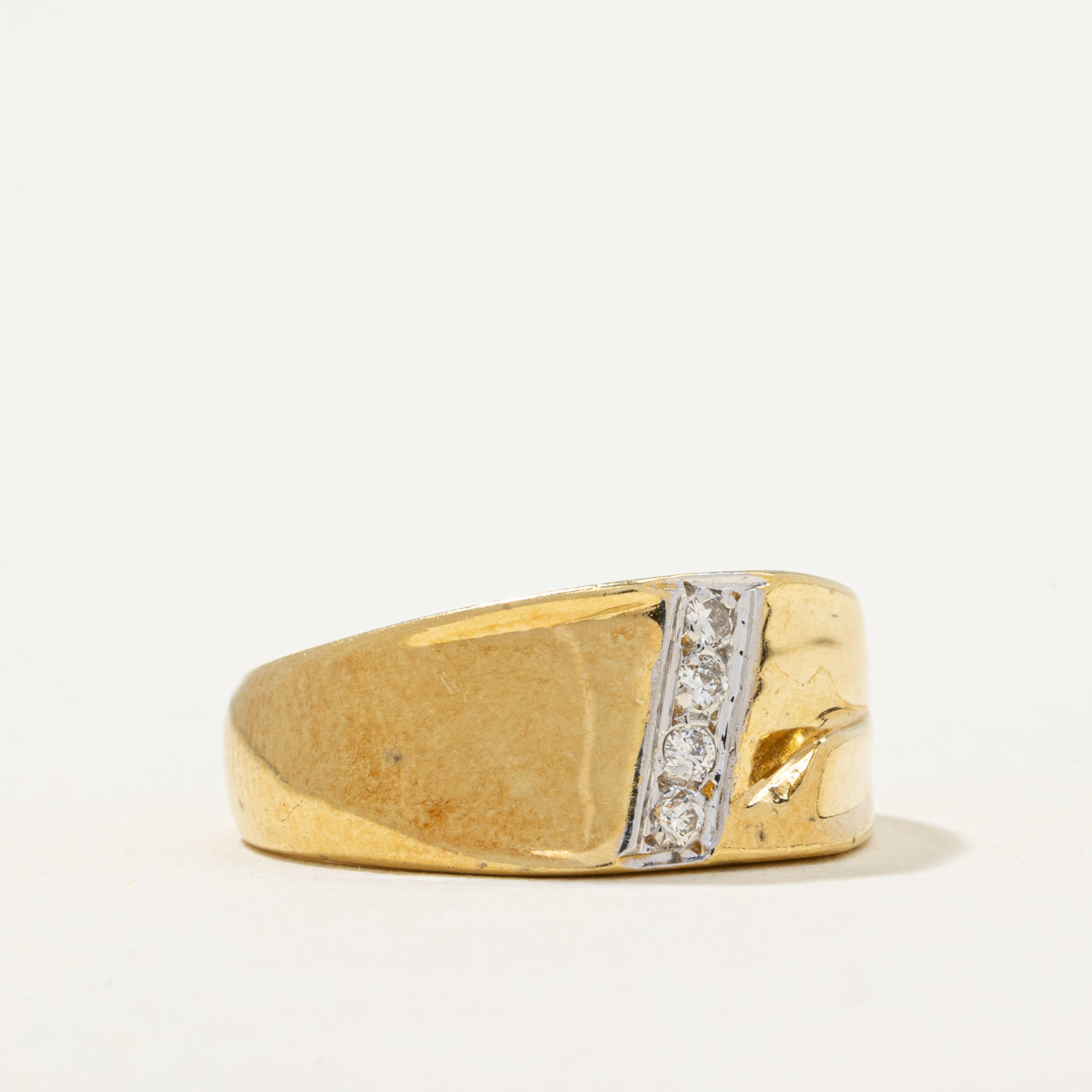 Diamond 'L' Initial Ring | 0.06ctw | SZ 6