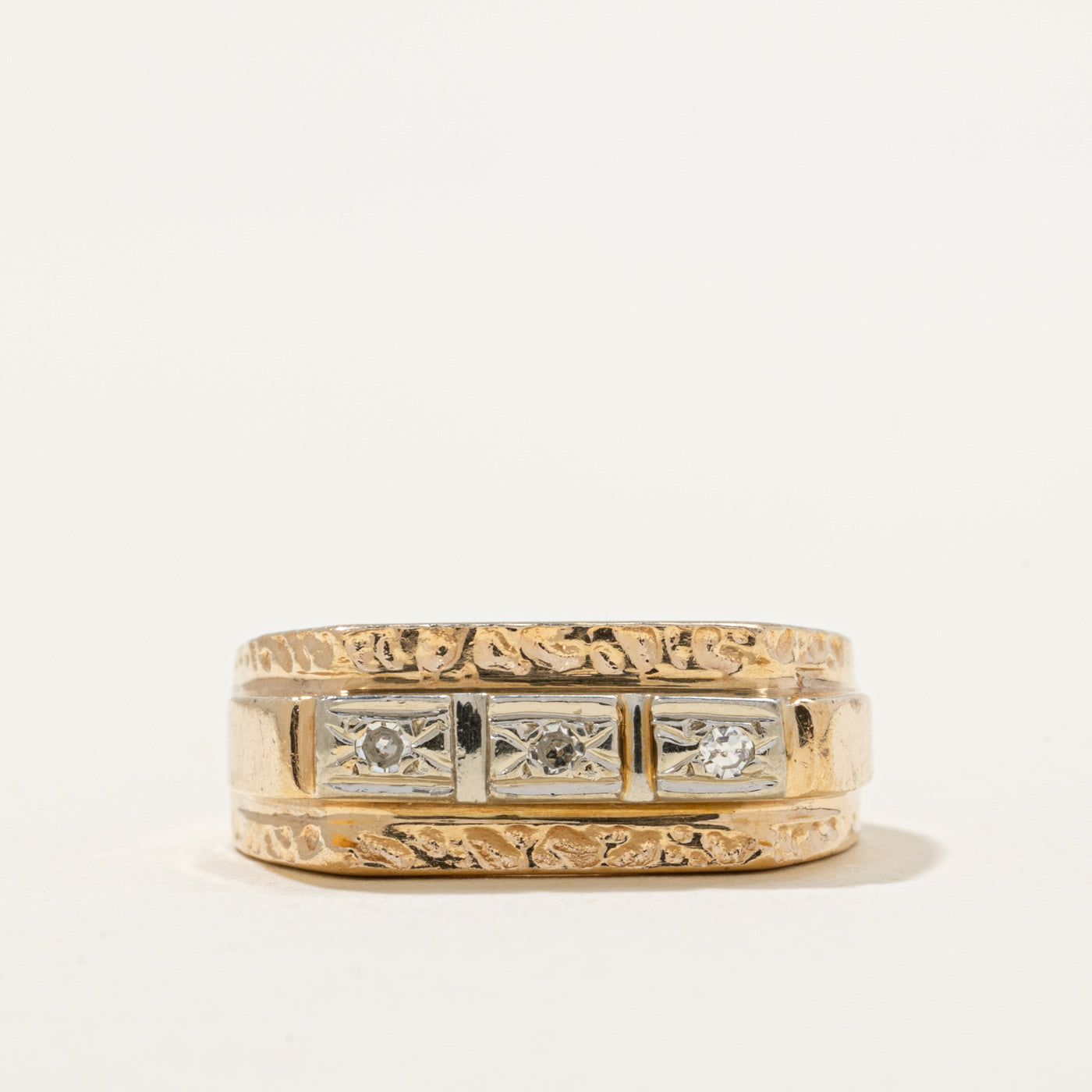 Illusion Set Diamond Textured Ring | 0.03ctw | SZ 5.5