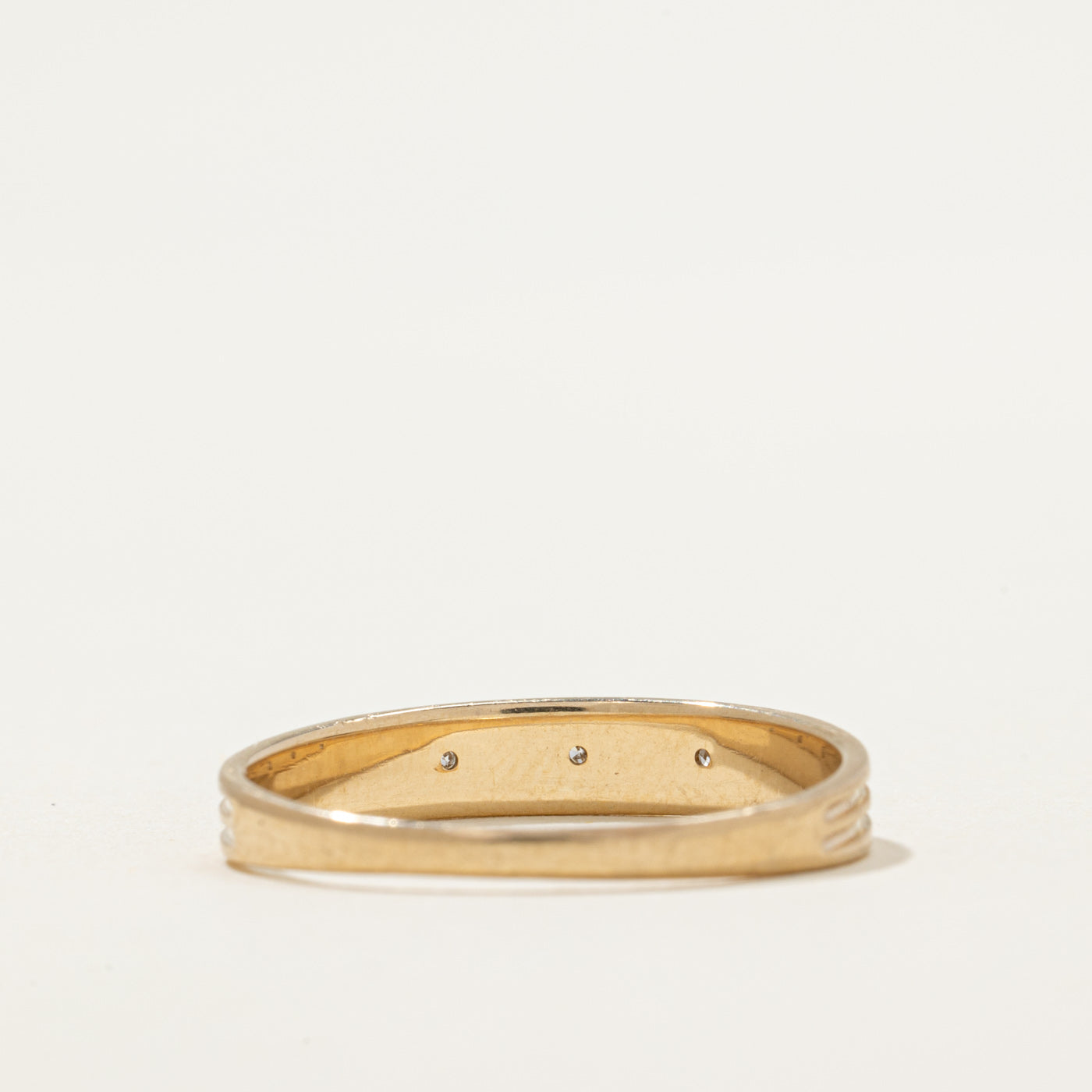 Star Set Diamond Grooved Band | 0.02ctw | SZ 8.5