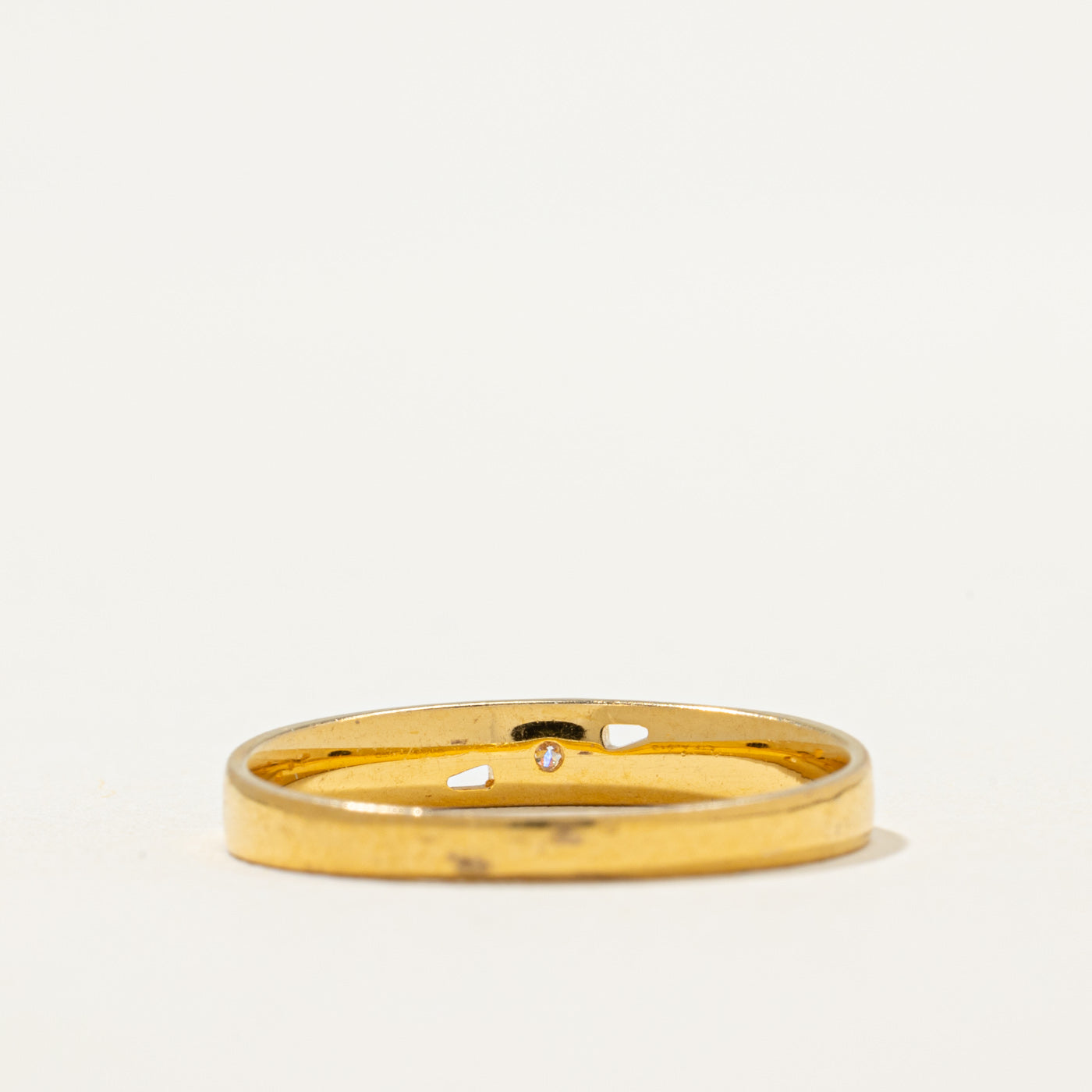 Single Diamond Band Ring | 0.03ctw | SZ 7