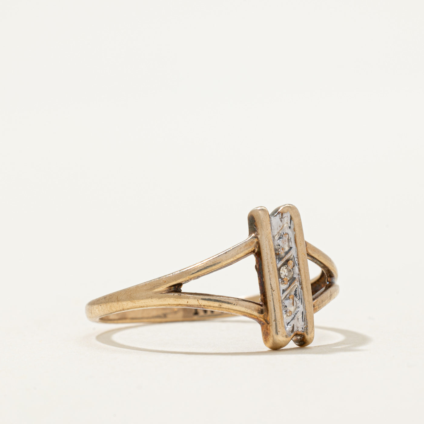 Diamond Column Tapered Ring | 0.01ct | SZ 6.75