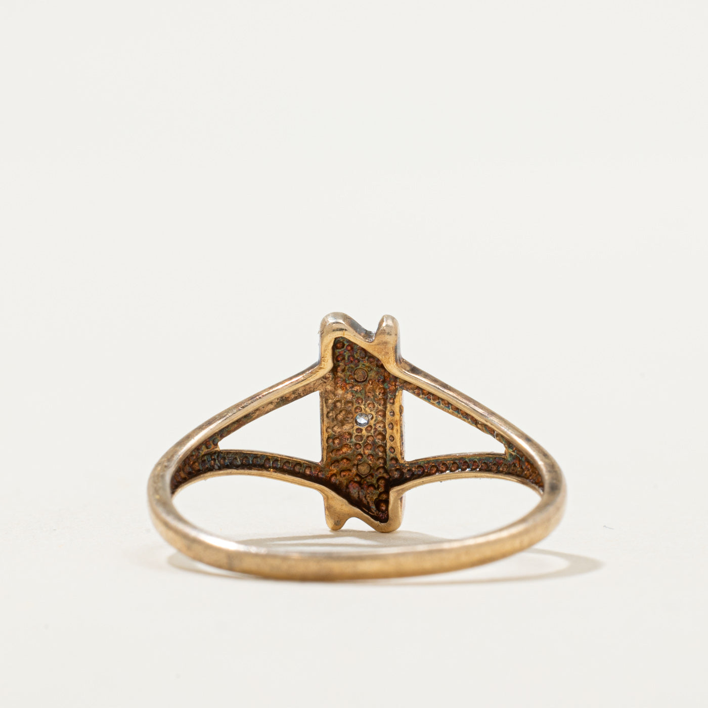Diamond Column Tapered Ring | 0.01ct | SZ 6.75