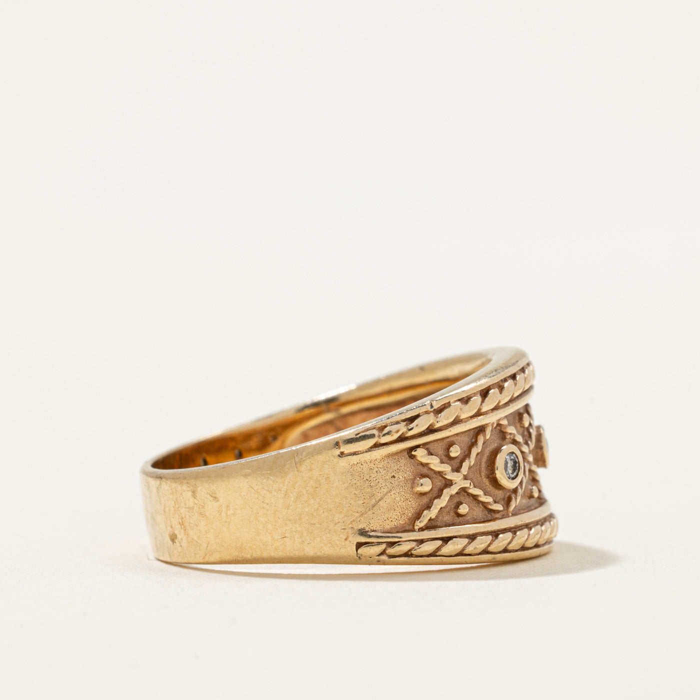 Diamond Rope Texture Patterned Band | 0.05ctw | SZ 9
