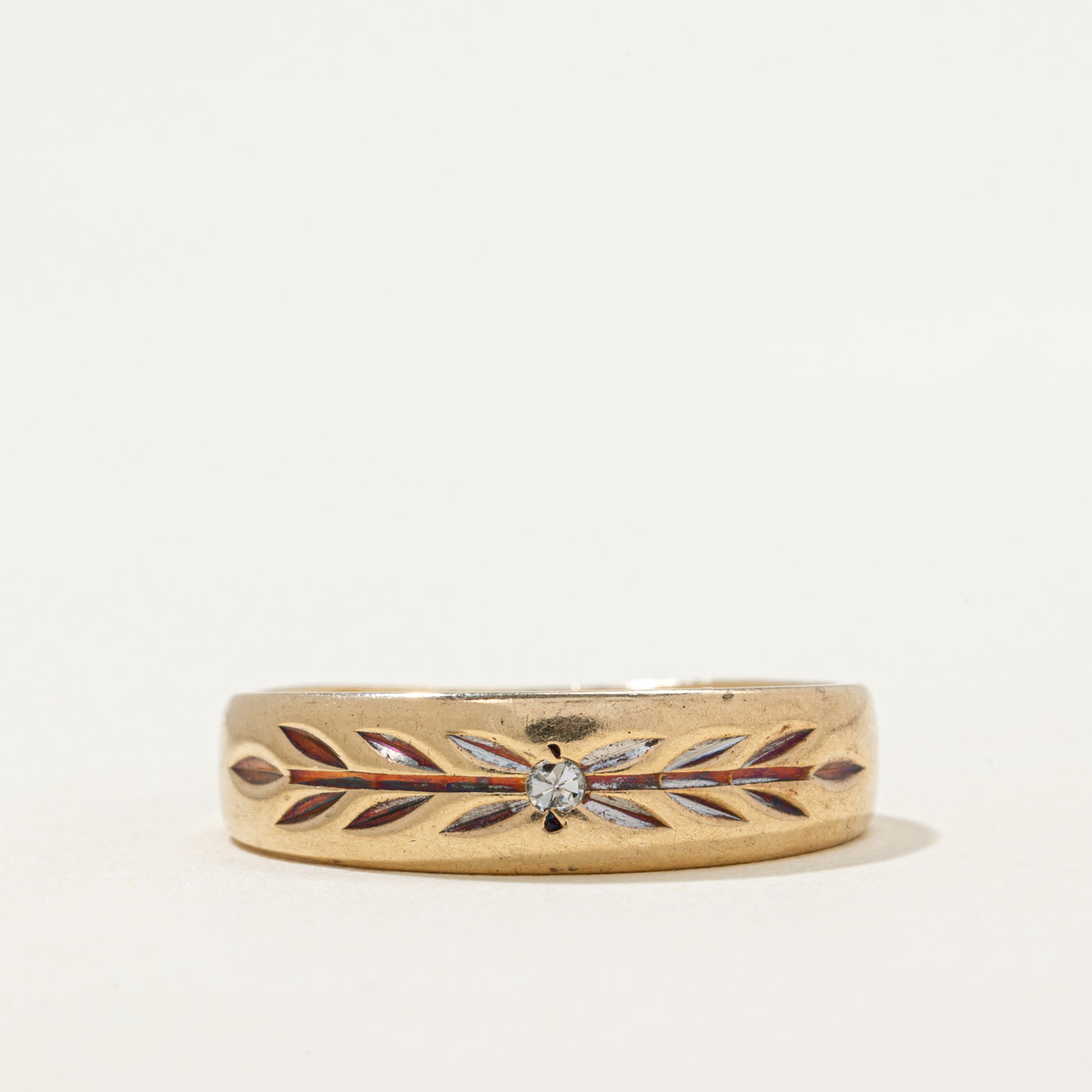 Star Set Diamond Textured Band | 0.03ct | SZ 9.25