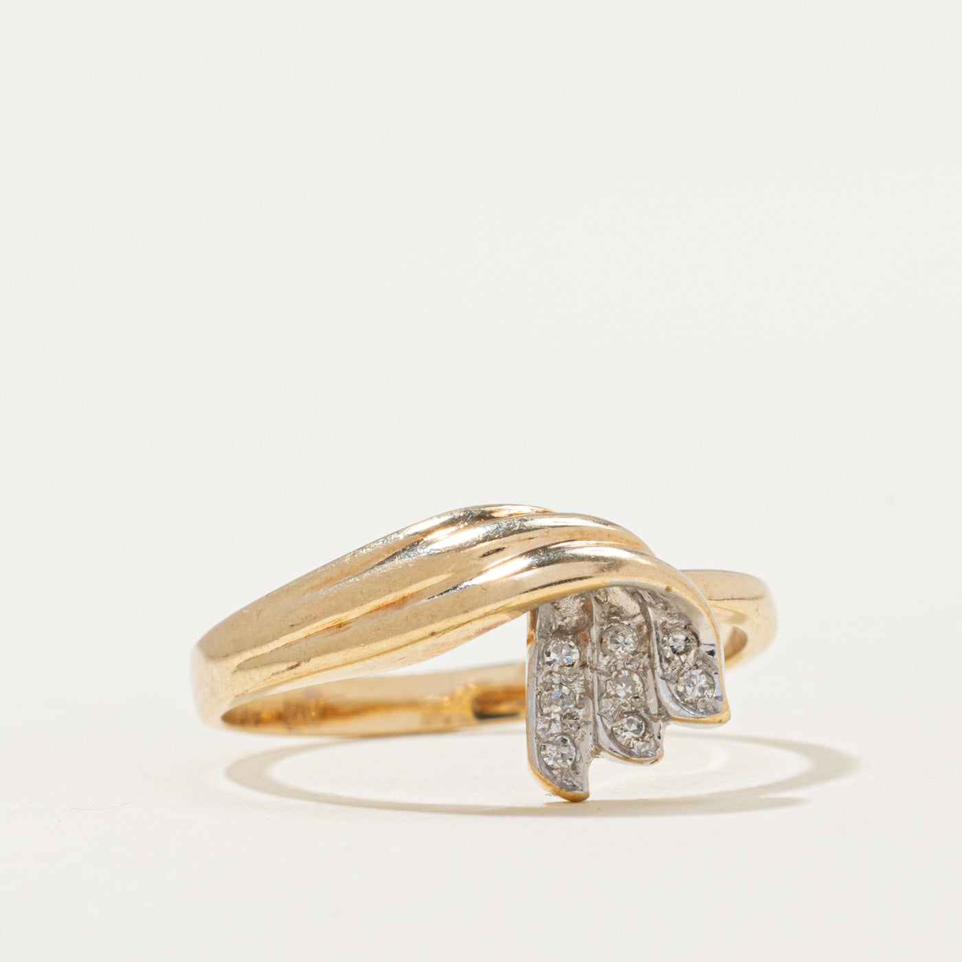 Diamond Cross Over Ring | 0.06ctw | SZ 5.75