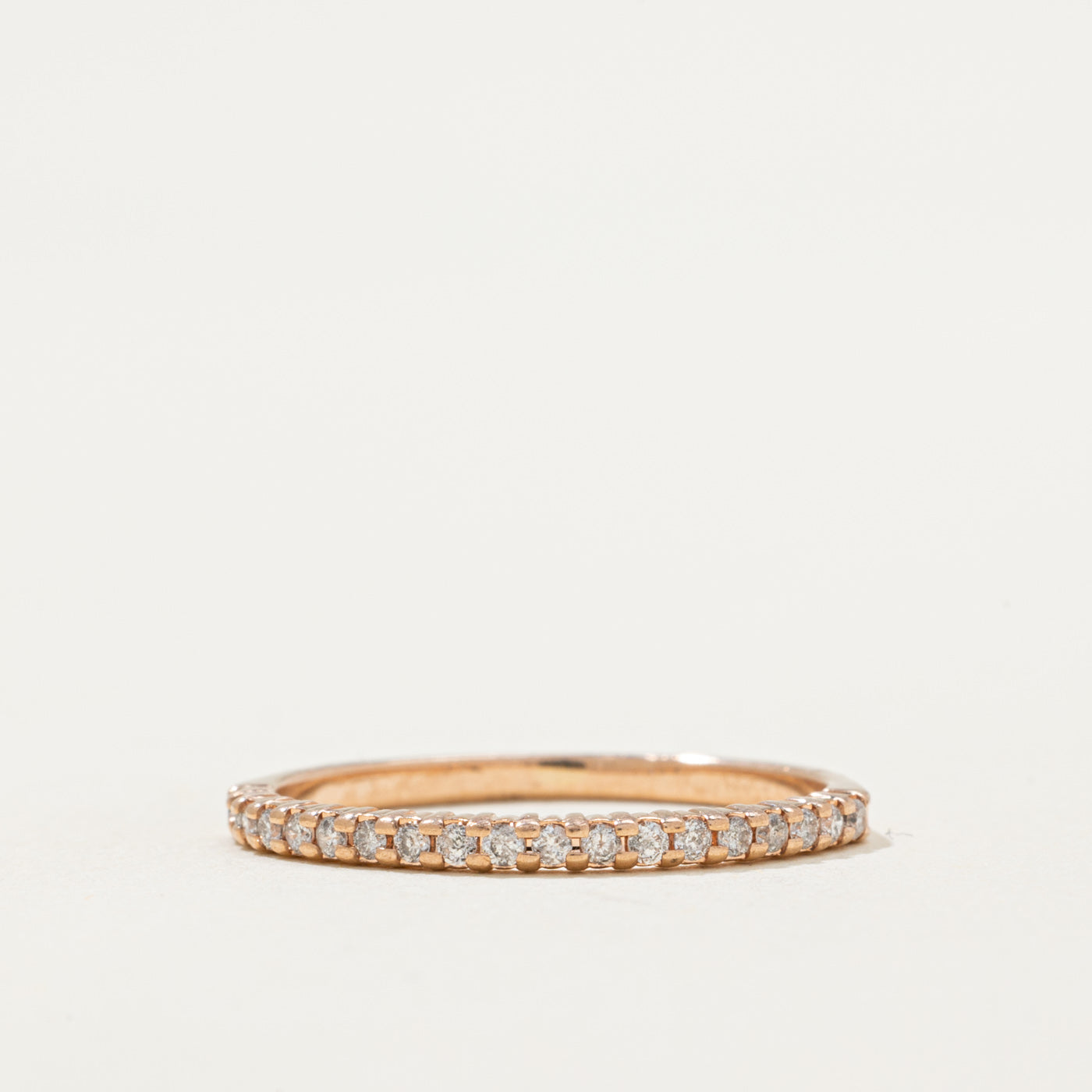 Alliance semi-éternité en or rose 10 carats sertie de diamants | 0,13 ct au total | Taille 6,25
