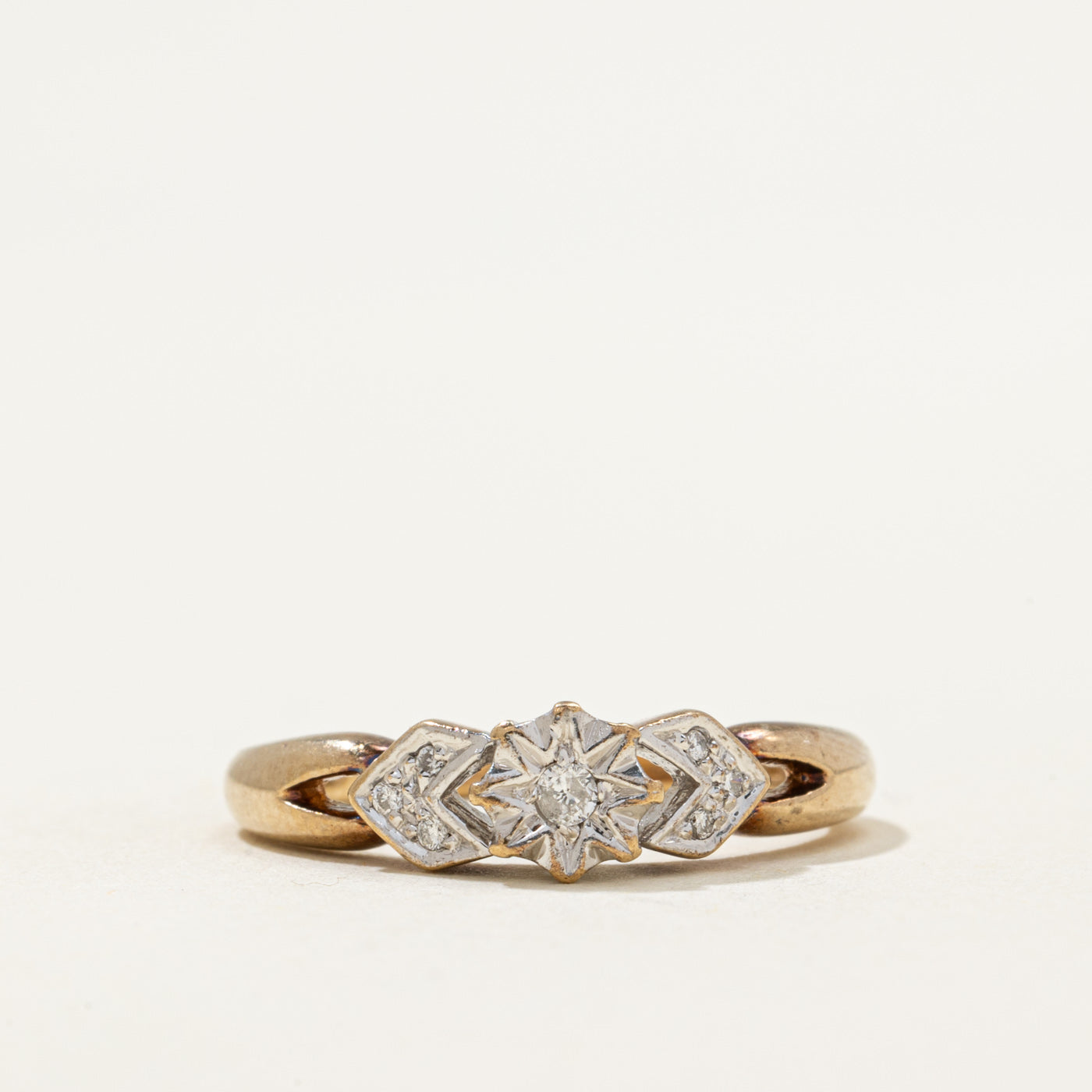 Illusion Set Diamond Ring | 0.05ctw | SZ 6