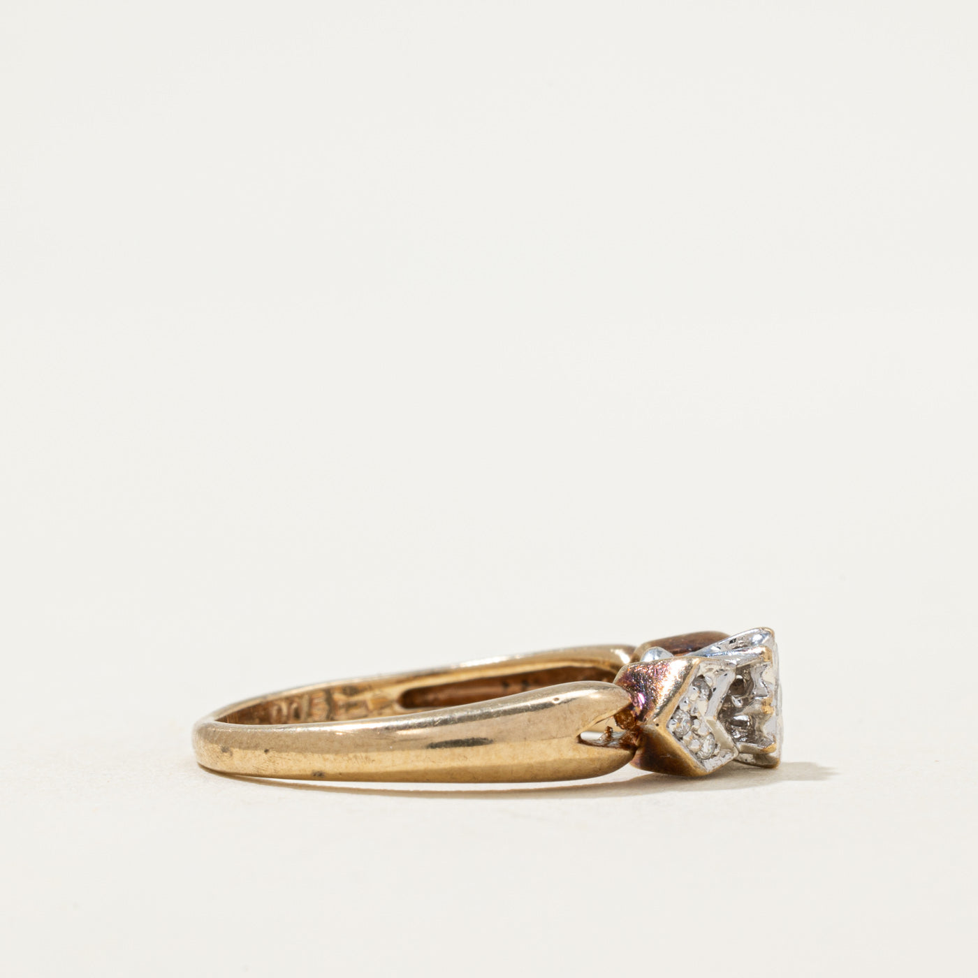 Illusion Set Diamond Ring | 0.05ctw | SZ 6