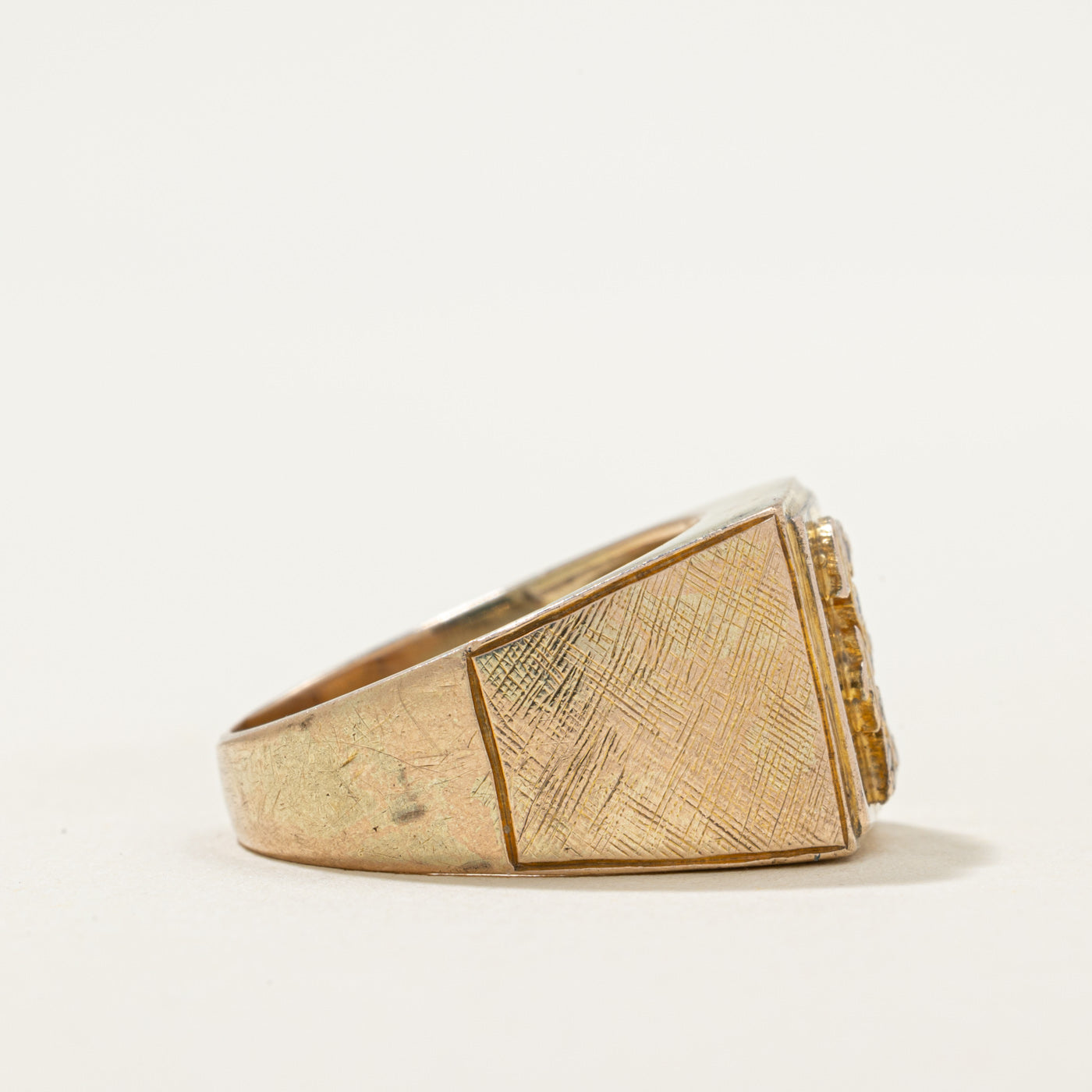 Diamond 'E' Initial Signet Ring | 0.08ctw | SZ 6.5
