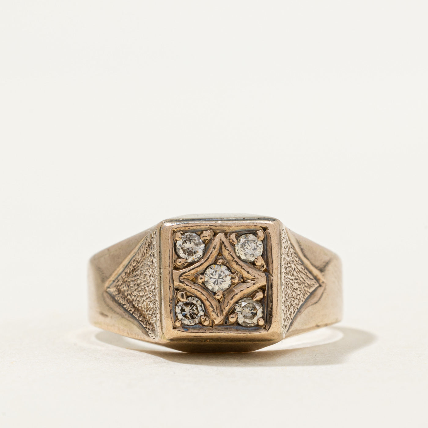 Diamond Cluster Textured Ring | 0.10ctw | SZ 6