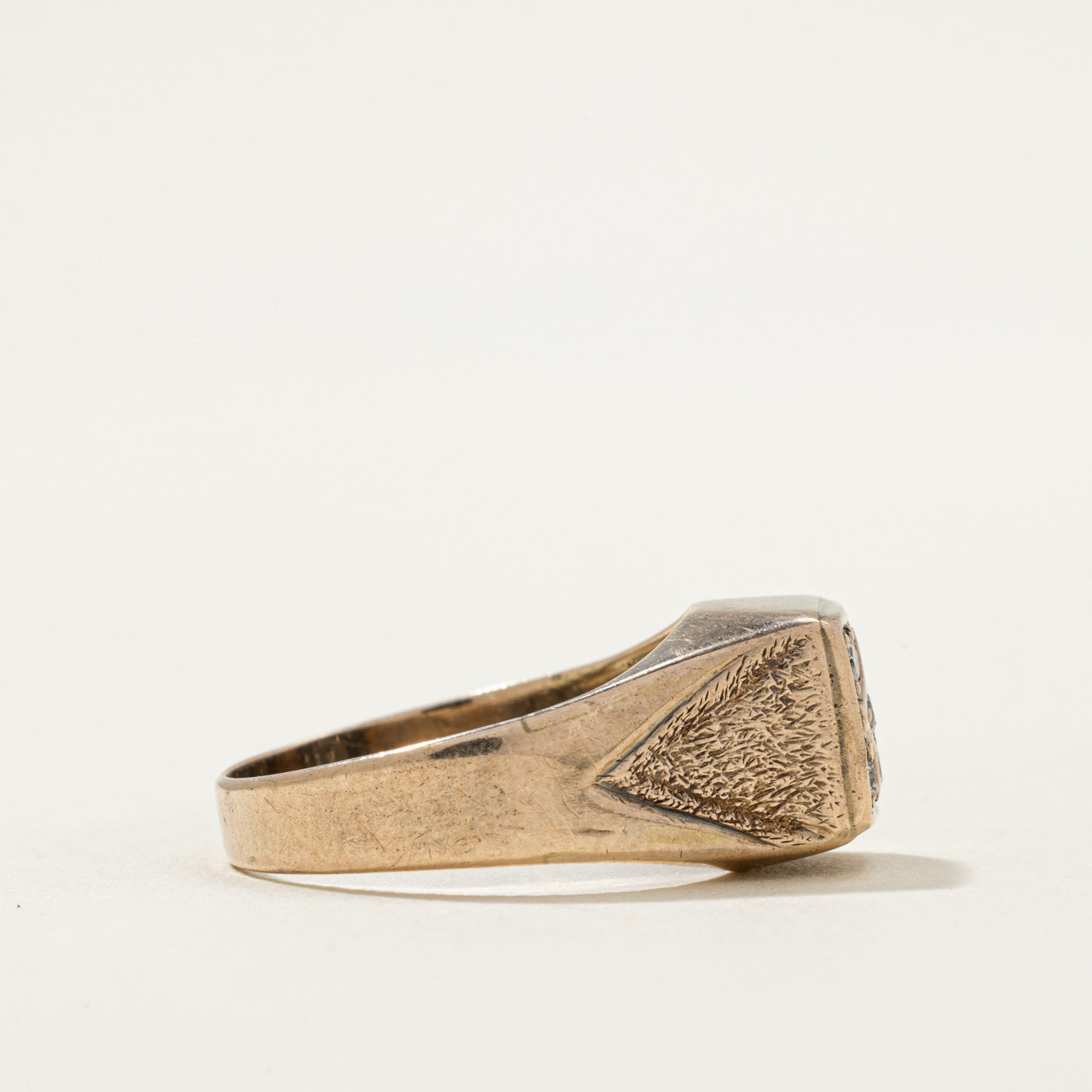Diamond Cluster Textured Ring | 0.10ctw | SZ 6