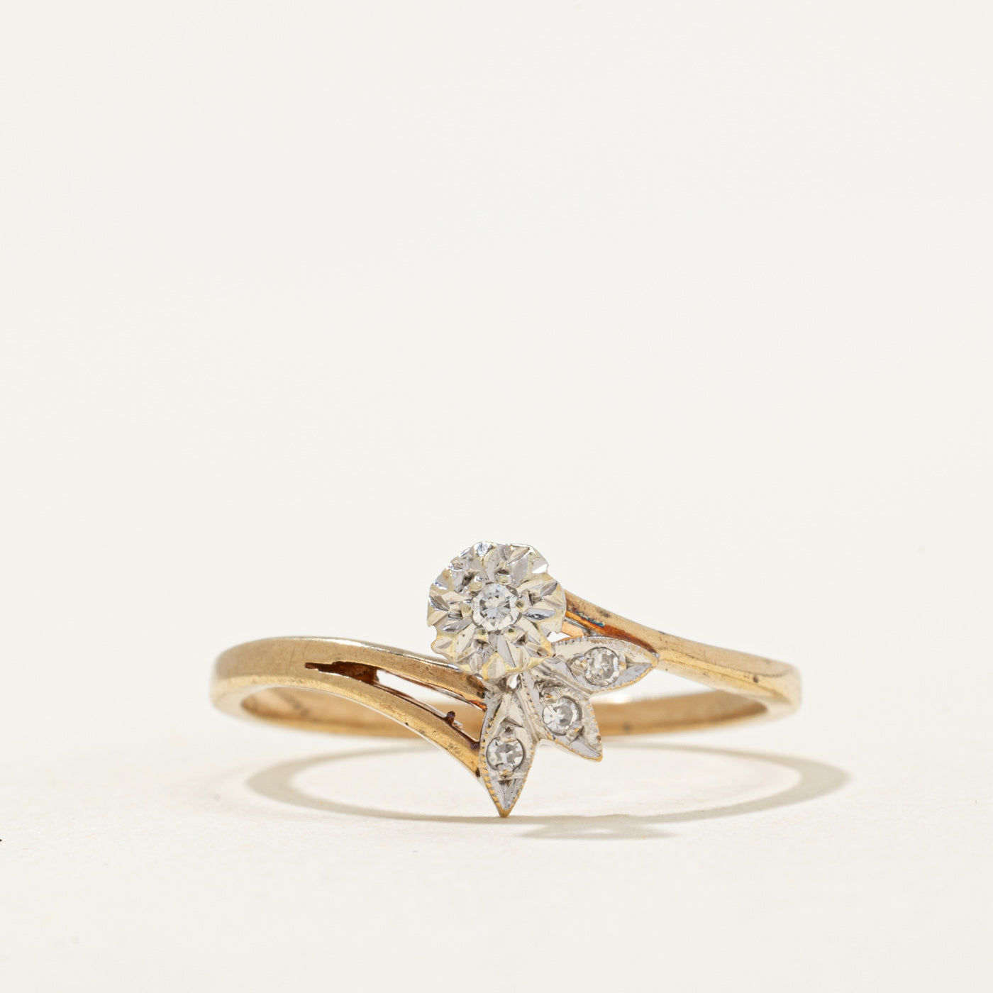 Bague contour florale en diamant | 0,05 ct | Taille 7,5