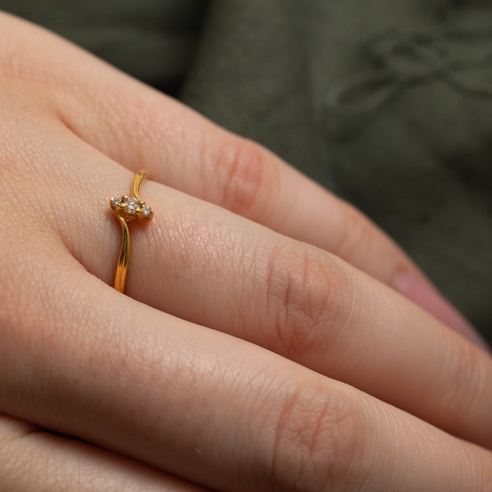 Diamond Petite Bypass Ring | 0.06ctw | SZ 7