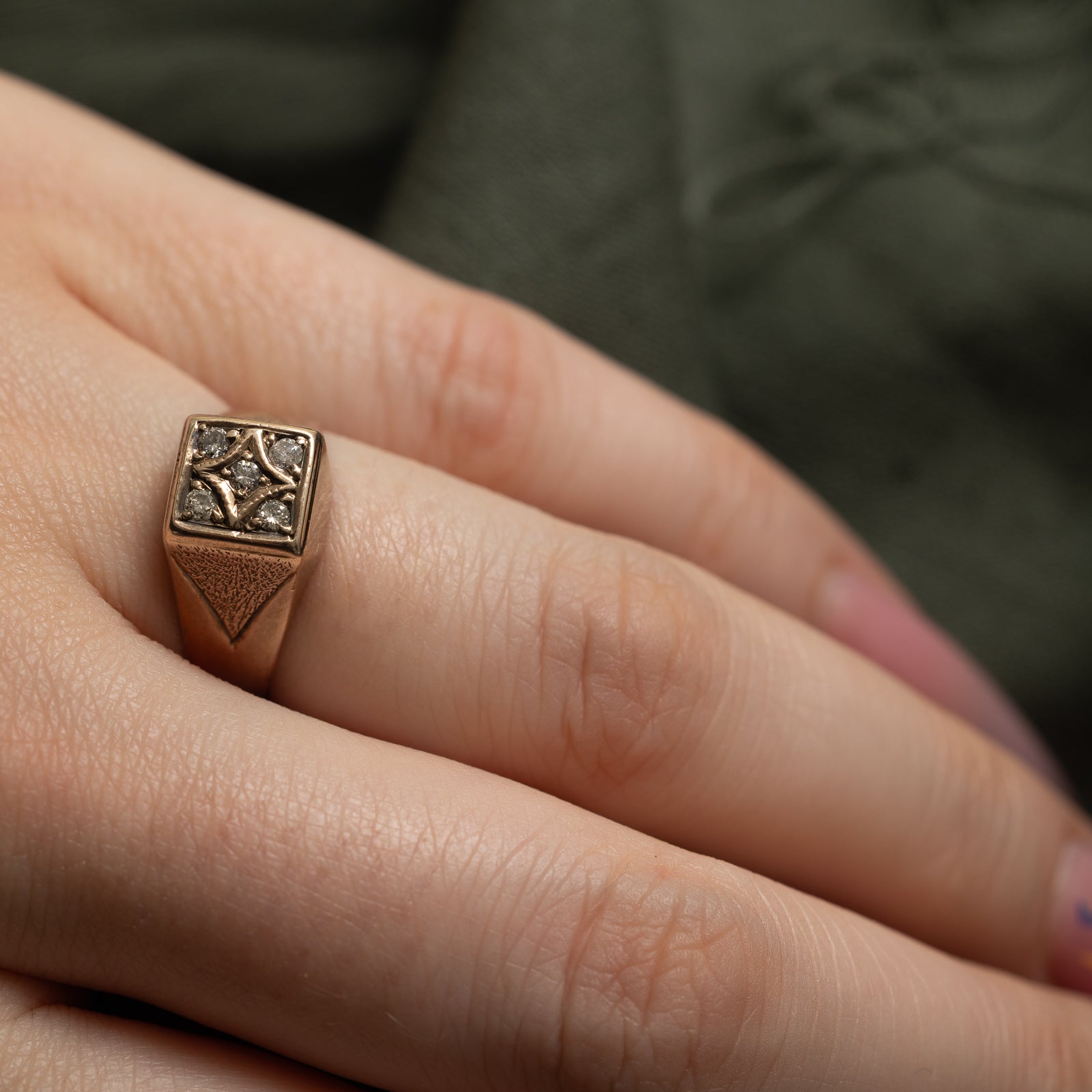Diamond Cluster Textured Ring | 0.10ctw | SZ 6