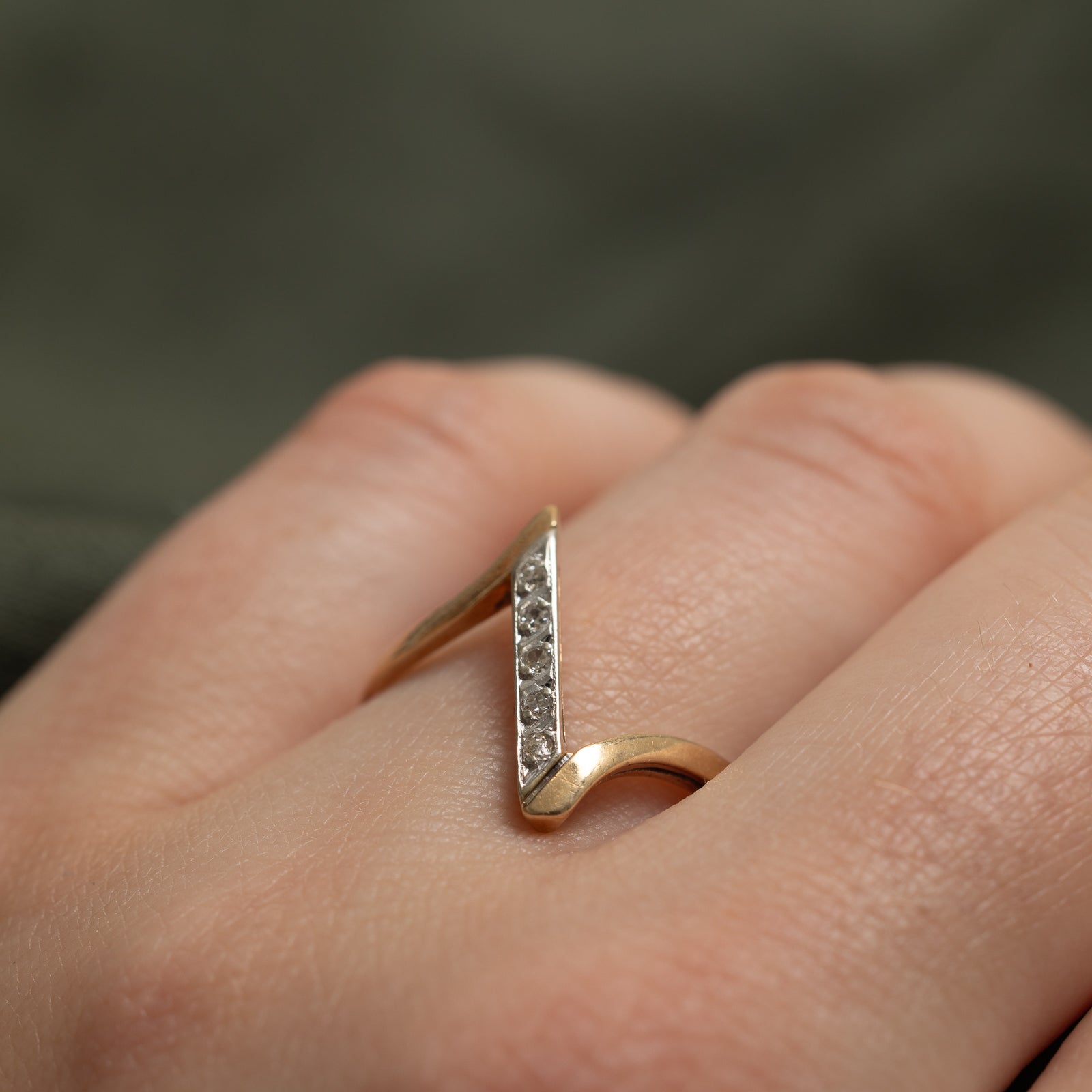 Diamond Column Bypass Ring | 0.05ctw | SZ 7.5