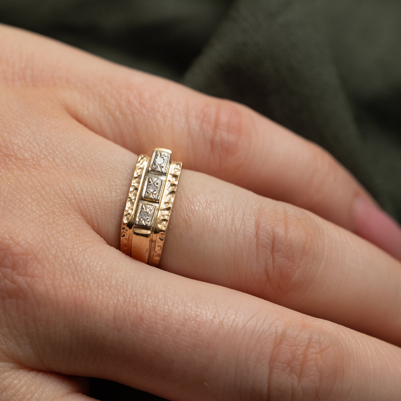 Illusion Set Diamond Textured Ring | 0.03ctw | SZ 5.5