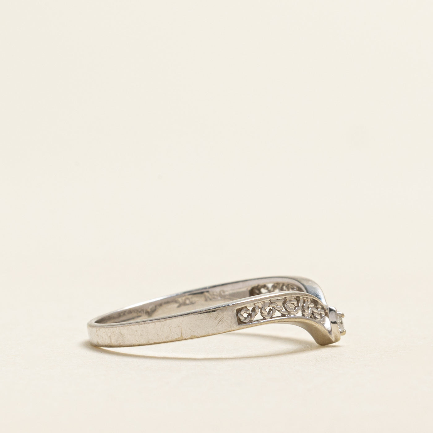Diamond Openwork Chevron Ring | 0.01ct | SZ 6.25