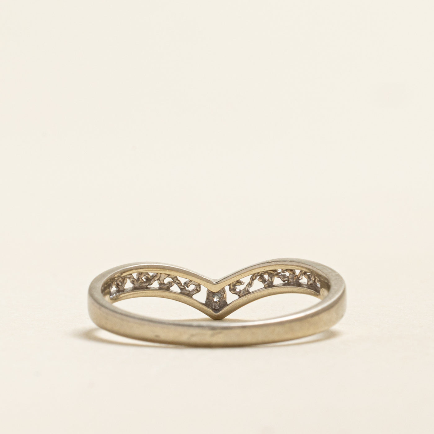 Diamond Openwork Chevron Ring | 0.01ct | SZ 6