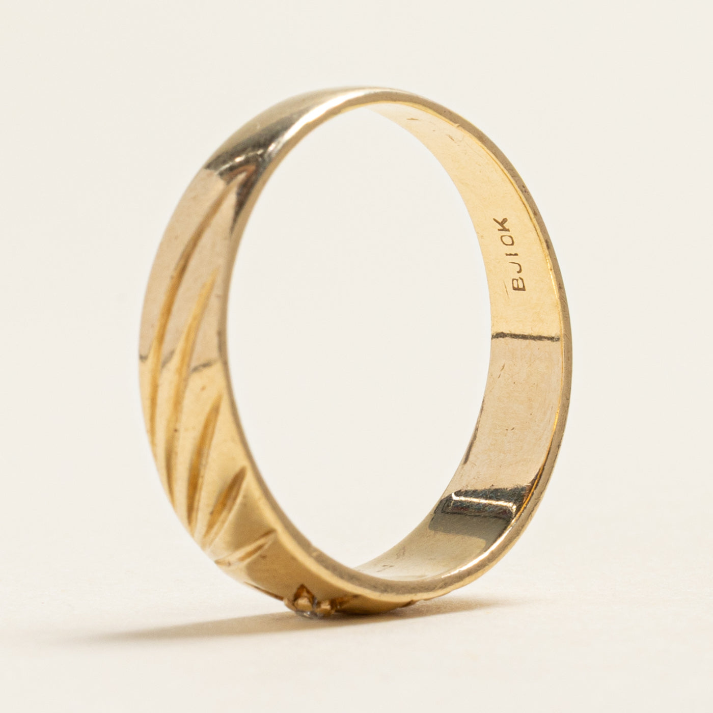 Star Set Diamond Grooved Band | 0.01ct | SZ 10.25