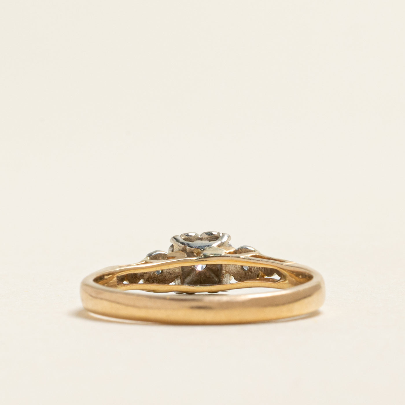 Illusion Set Diamond Ring | 0.05ctw | SZ 6.75