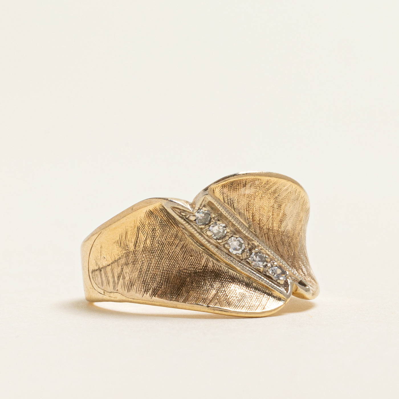 Diagonal Diamond Textured Cocktail Ring | 0.07ctw | SZ 6.5