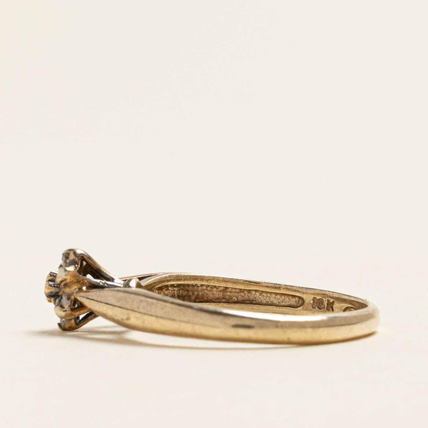 Yellow Gold Diamond Petal Ring | 0.07ctw | SZ 6
