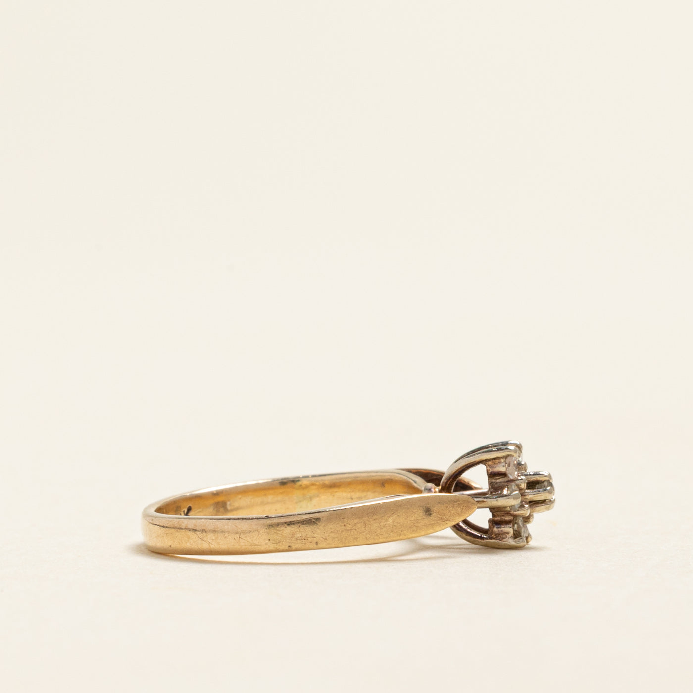 Diamond Petal Reverse Tapered Ring | 0.08ctw | SZ 1.75