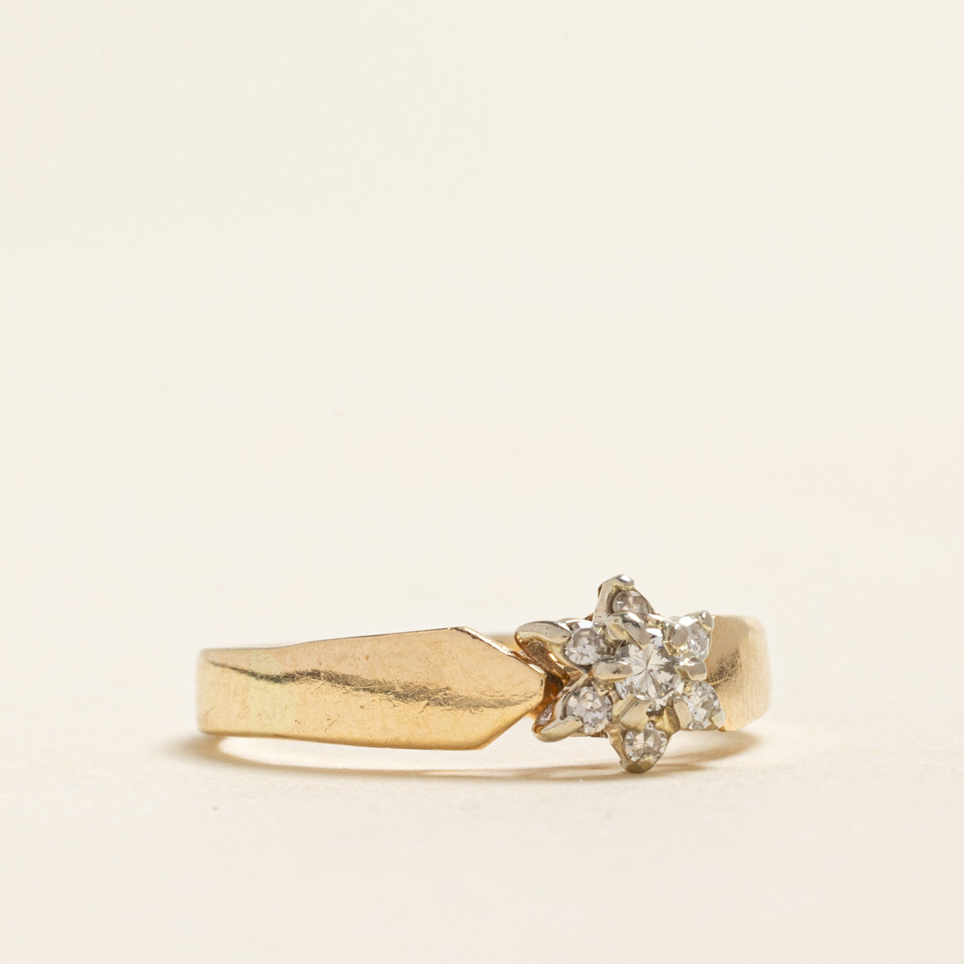 Yellow Gold Diamond Petal Ring | 0.15ctw | SZ 5.75
