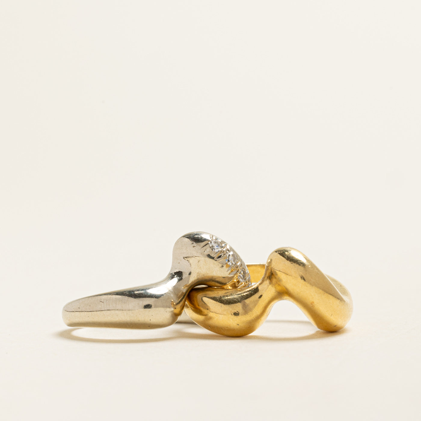 18k Two Tone Gold Diamond Intertwined Ring | 0.10ctw | SZ 6.25