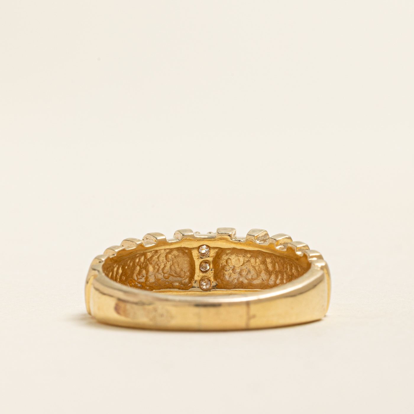 Yellow Gold Diamond Column Grooved Ring | 0.09ctw | SZ 8.5
