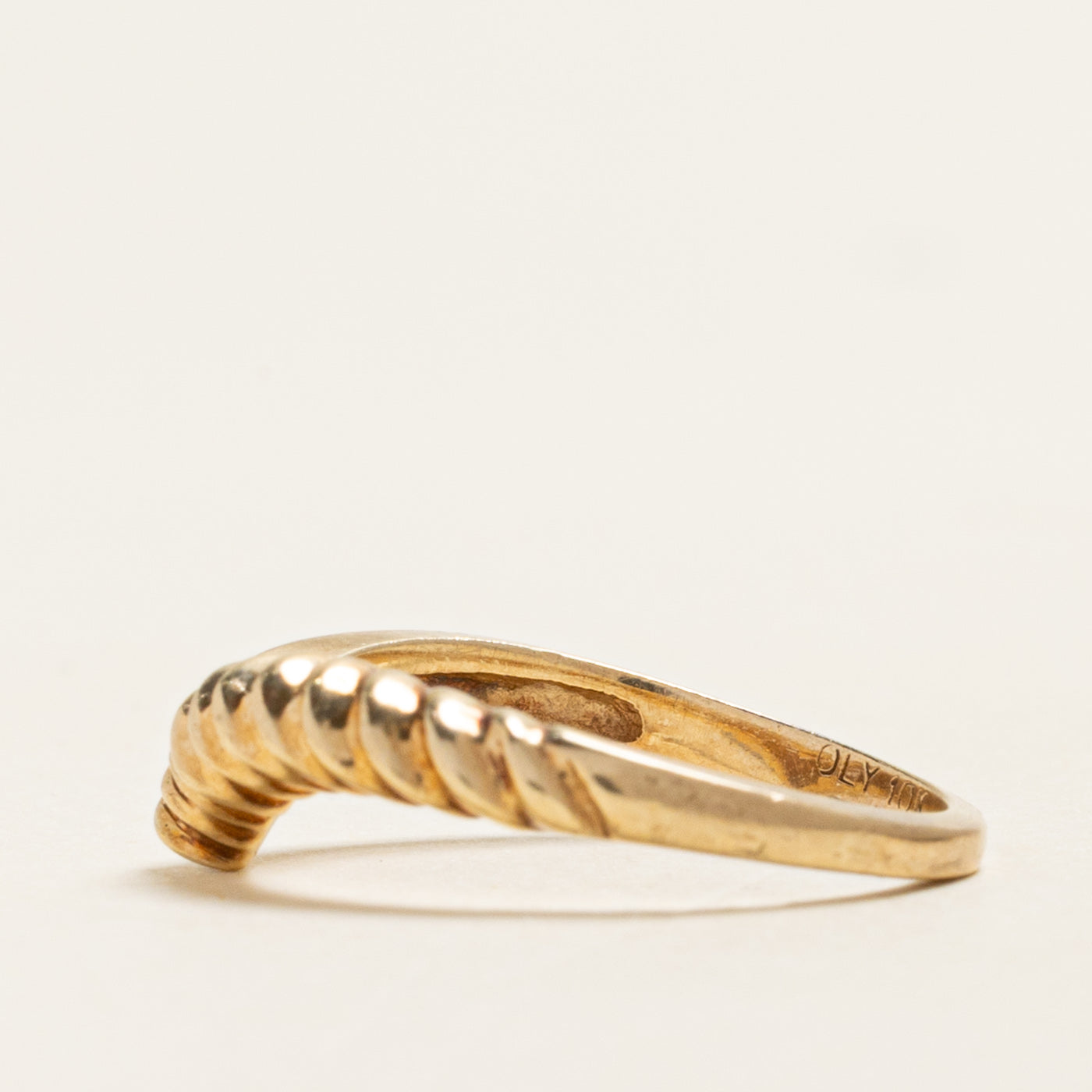 Yellow Gold Diamond Grooved Chevron Ring | 0.02ctw | SZ 5.75