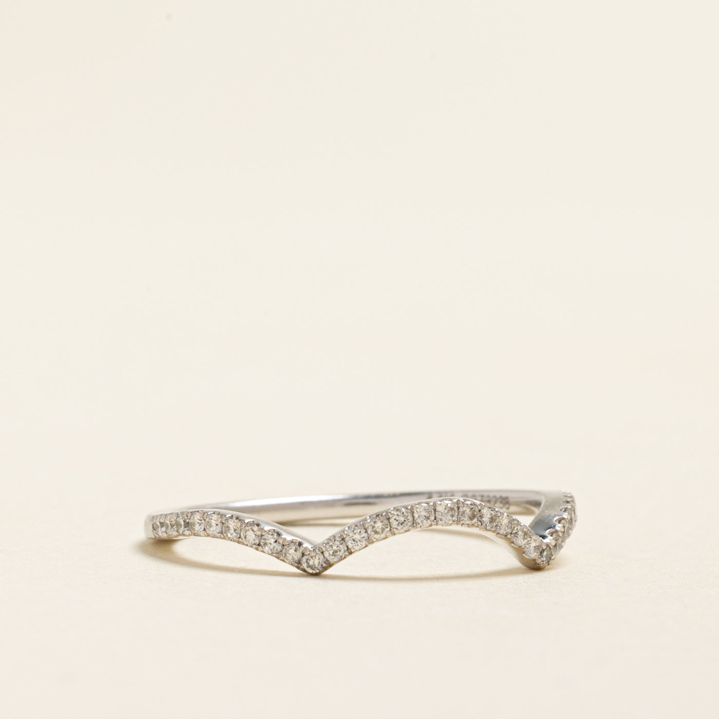 Bague contour en diamants demi-éternité | 0,16 ct | Taille 6,5
