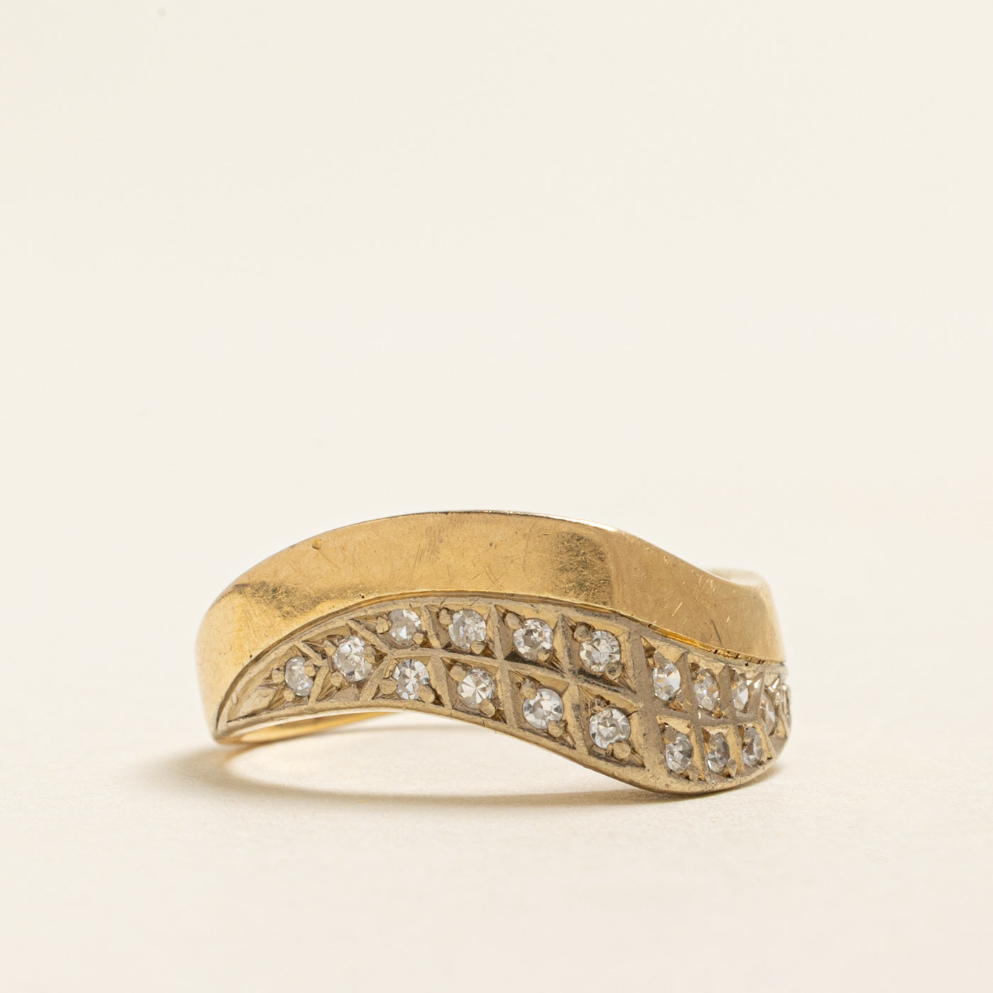 18k Yellow Gold Diamond Wave Ring | 0.20ctw | SZ 5.75