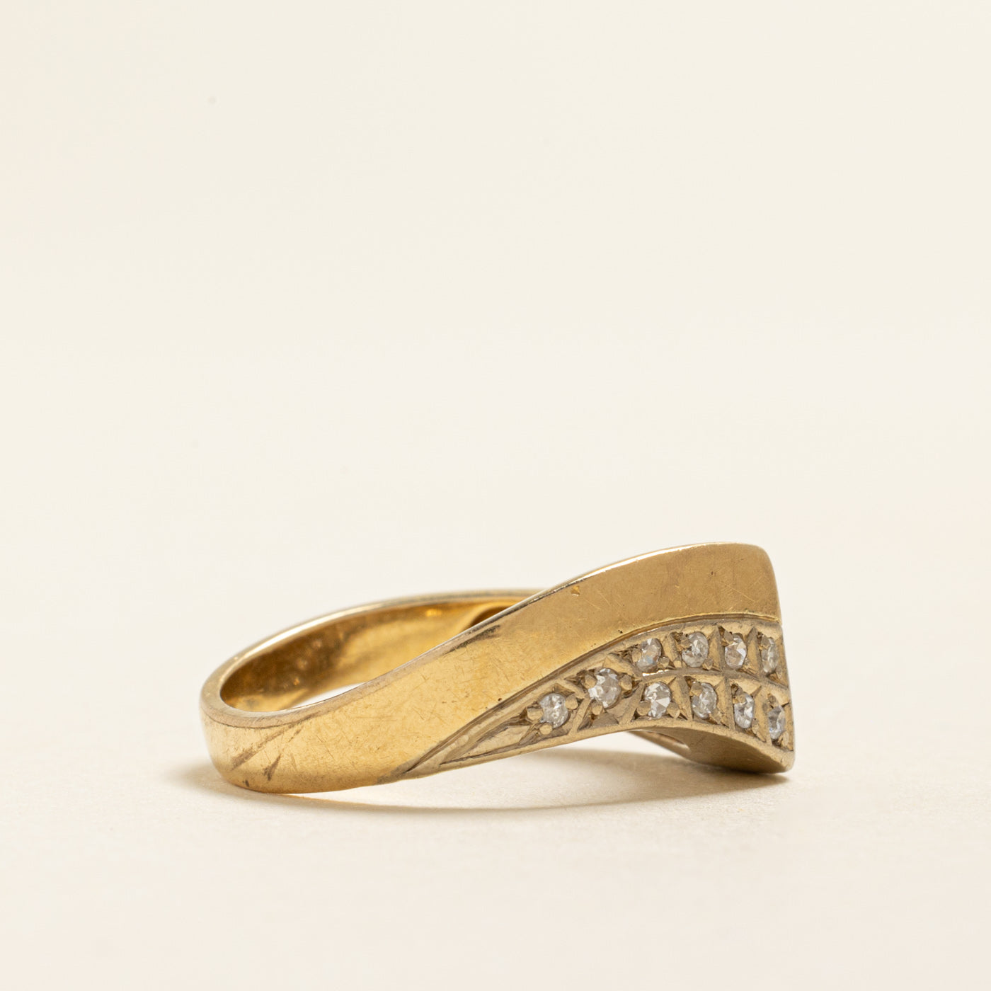 18k Yellow Gold Diamond Wave Ring | 0.20ctw | SZ 5.75