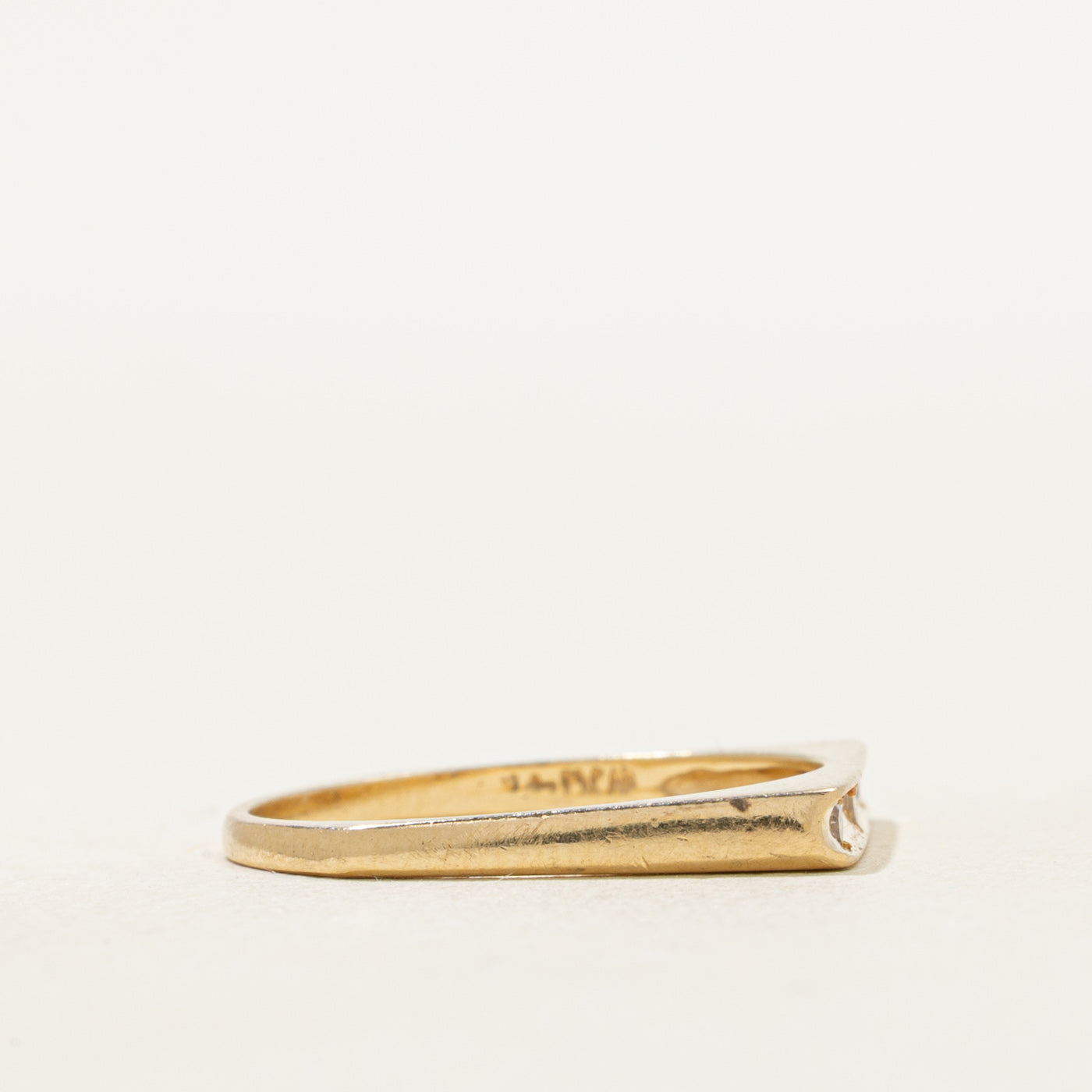 Flush Set Three Stone Diamond Bar Band | SZ 6.25