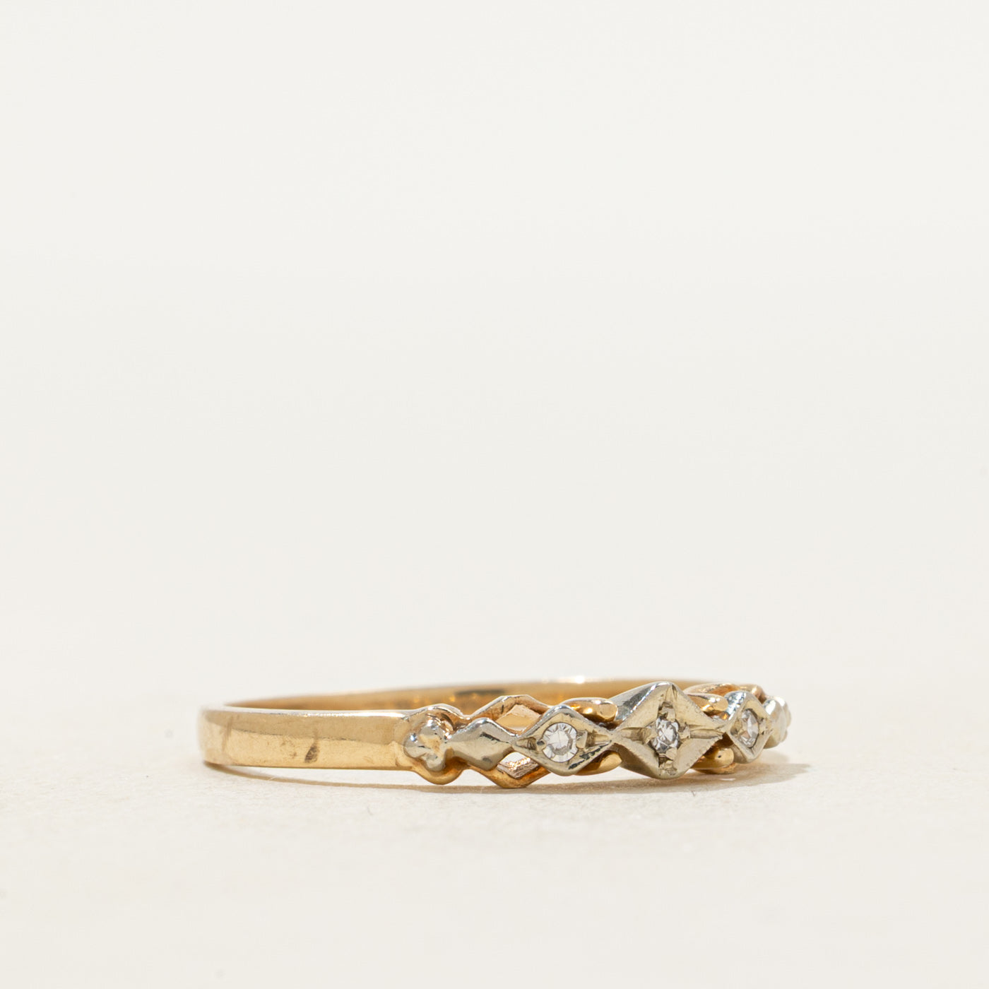 Three Stone Diamond Ornate Band | SZ 6