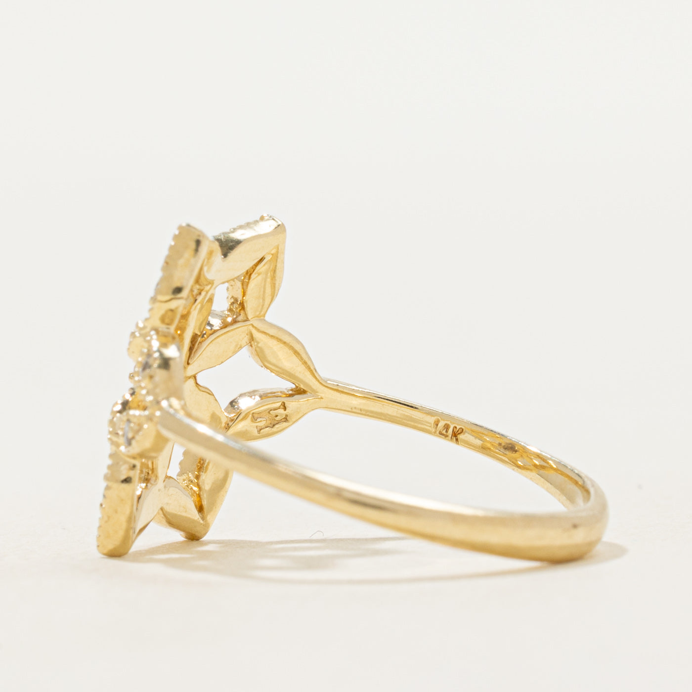 Diamond Openwork Floral Ring | SZ 7