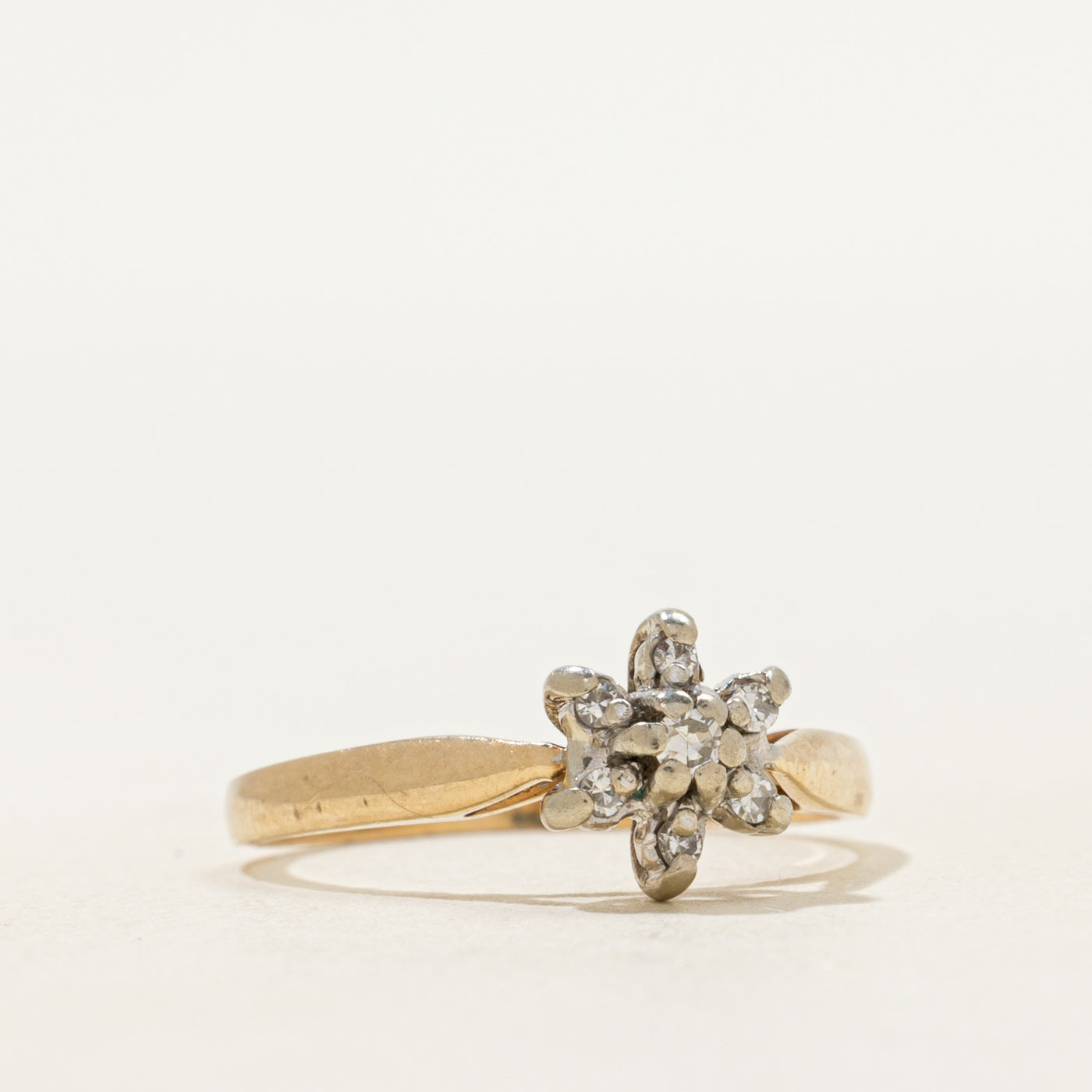 Yellow Gold Diamond Petal Ring | SZ 6.25