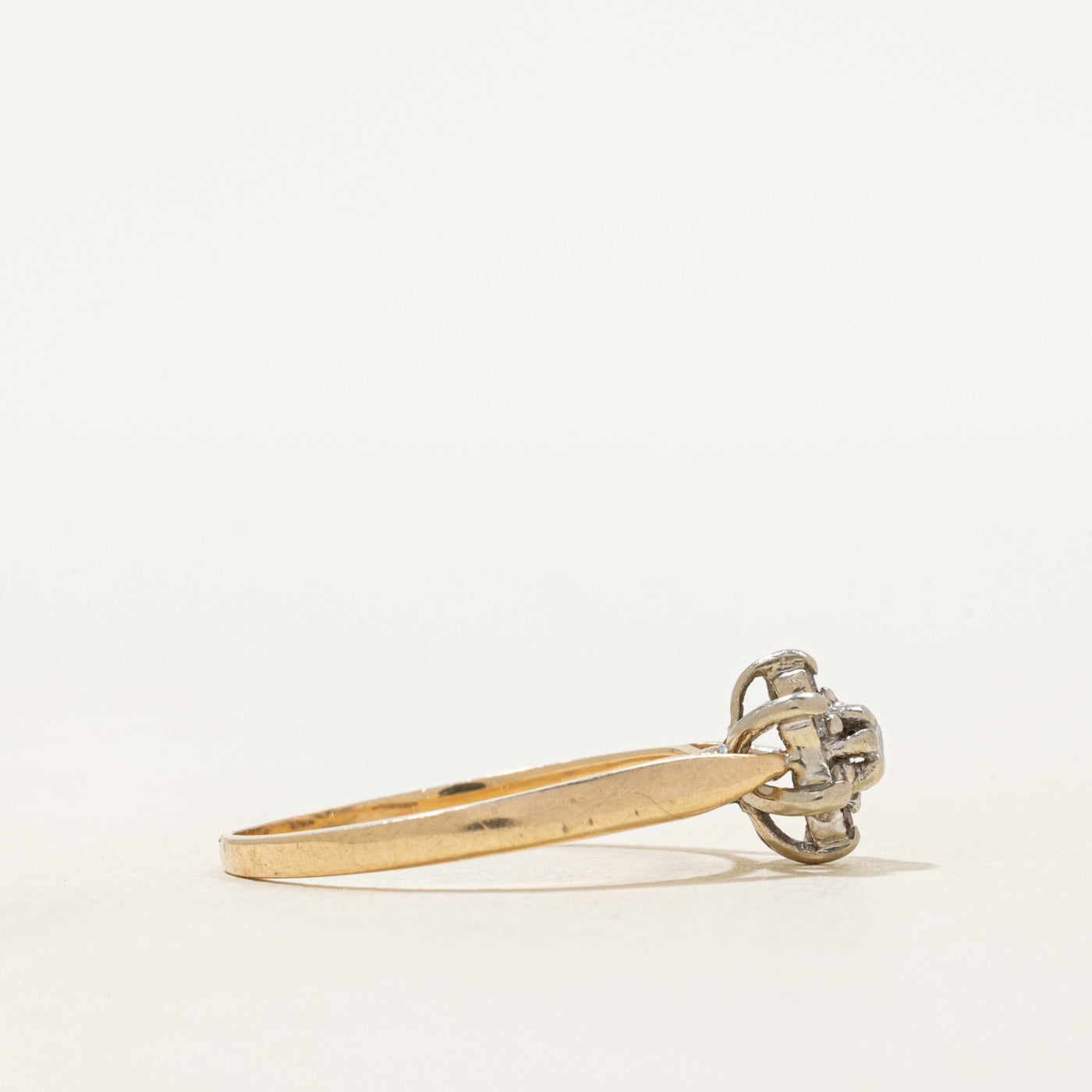Yellow Gold Diamond Petal Ring | SZ 6.25