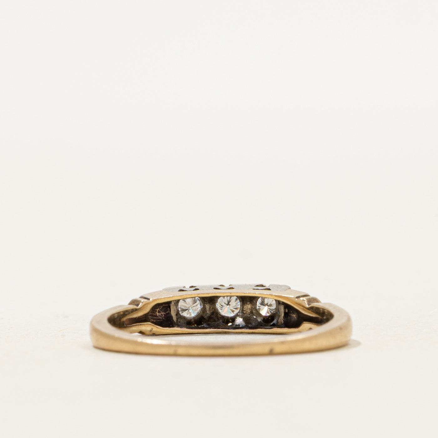 Retro Three Stone Diamond Band | SZ 5.75