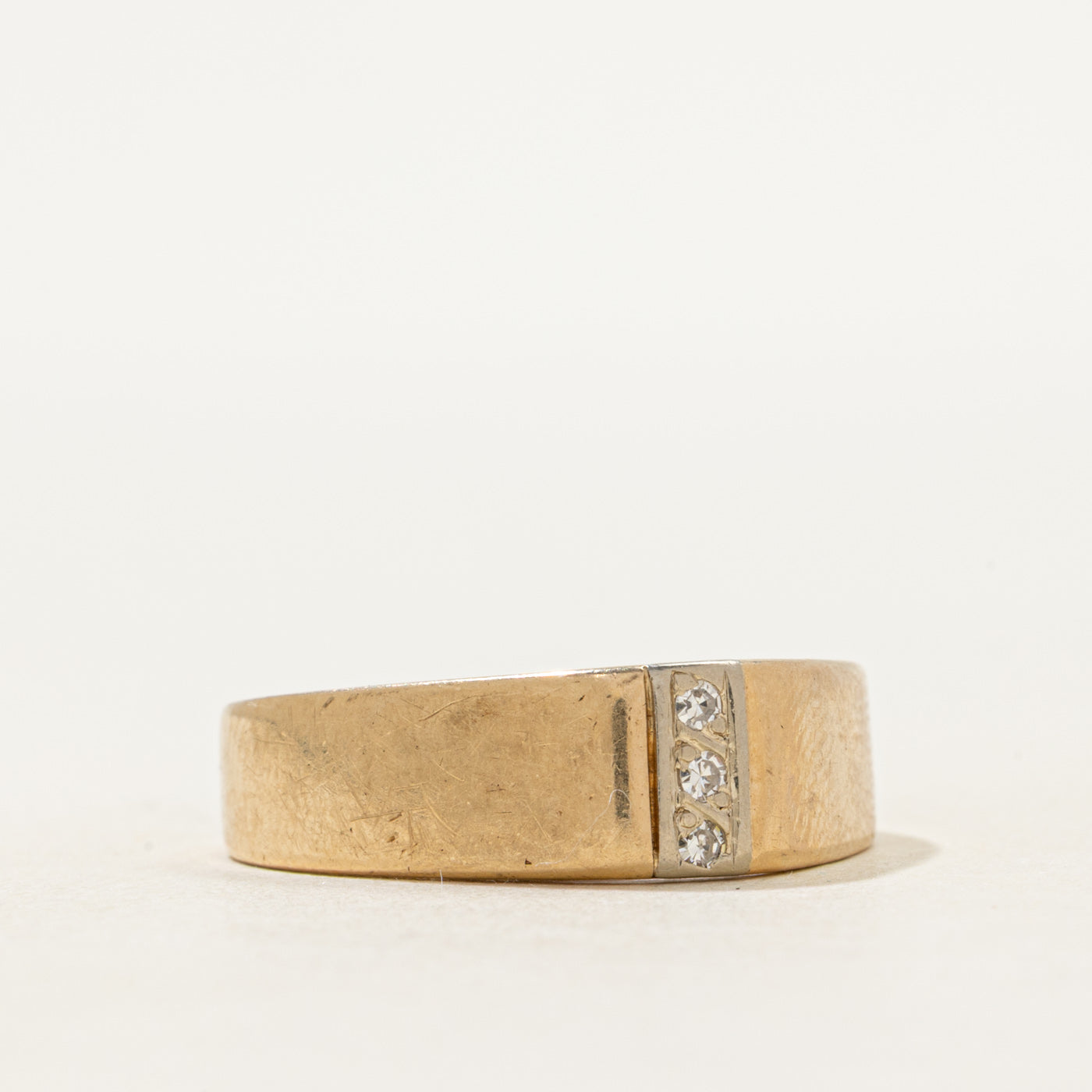 Three Stone Diamond Column Band | SZ 8.25